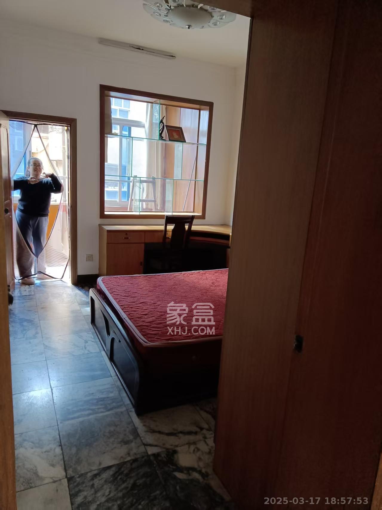 散热器厂宿舍 2室1厅1卫 1300.0元/月 散热器厂宿舍 2室1厅1卫 1300.0元/月室内图