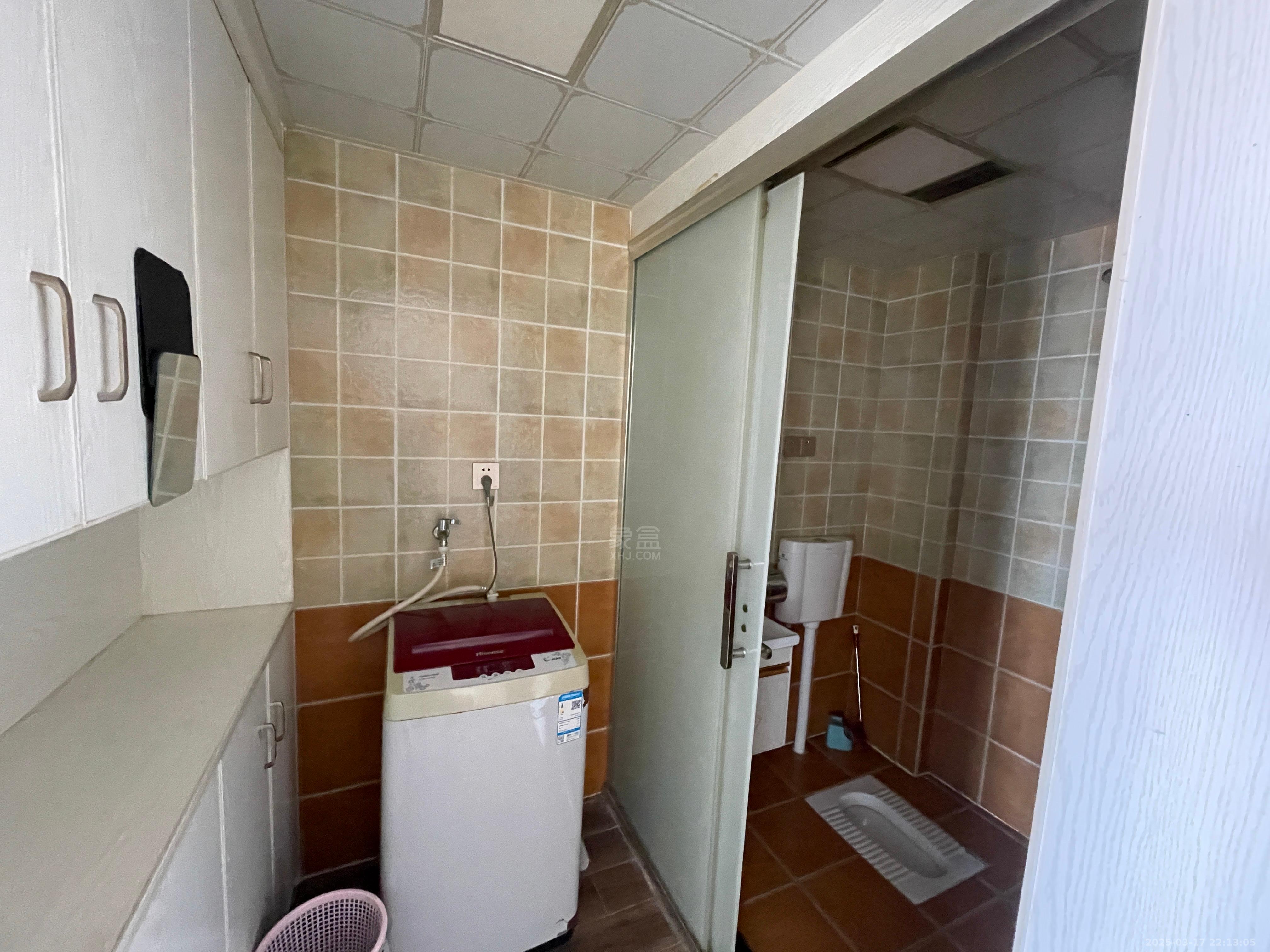 中建御山和苑  1室1厅1卫   1300.00元/月室内图