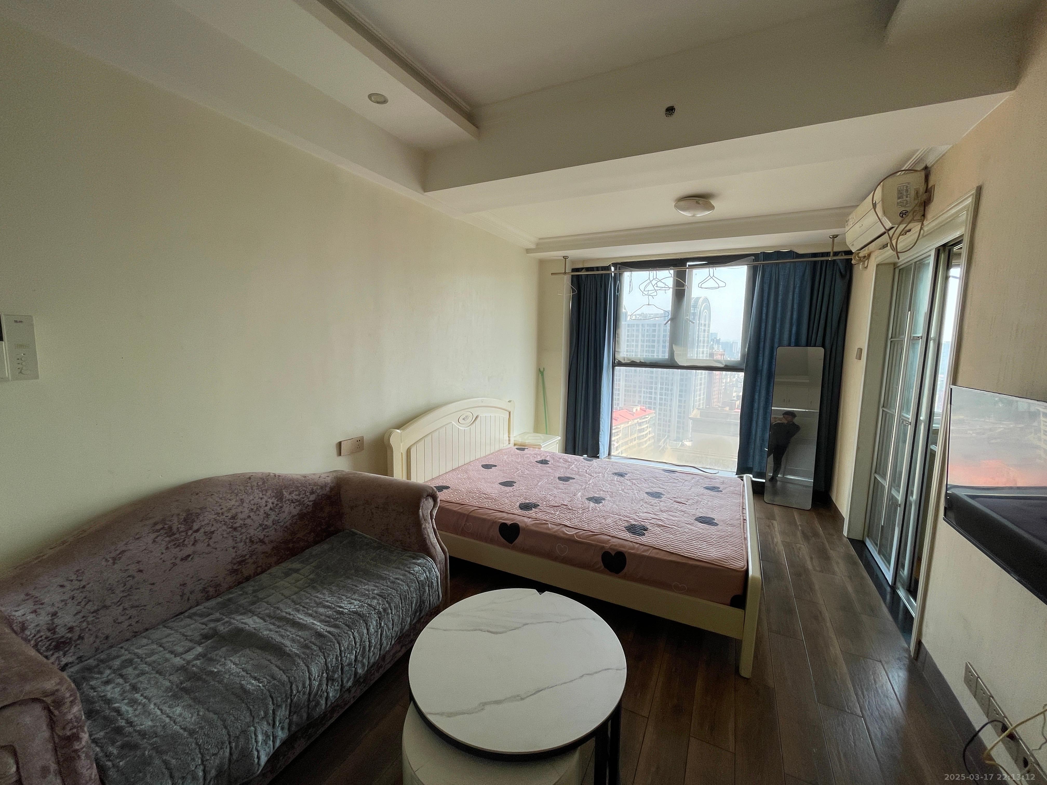 中建御山和苑  1室1厅1卫   1300.00元/月室内图