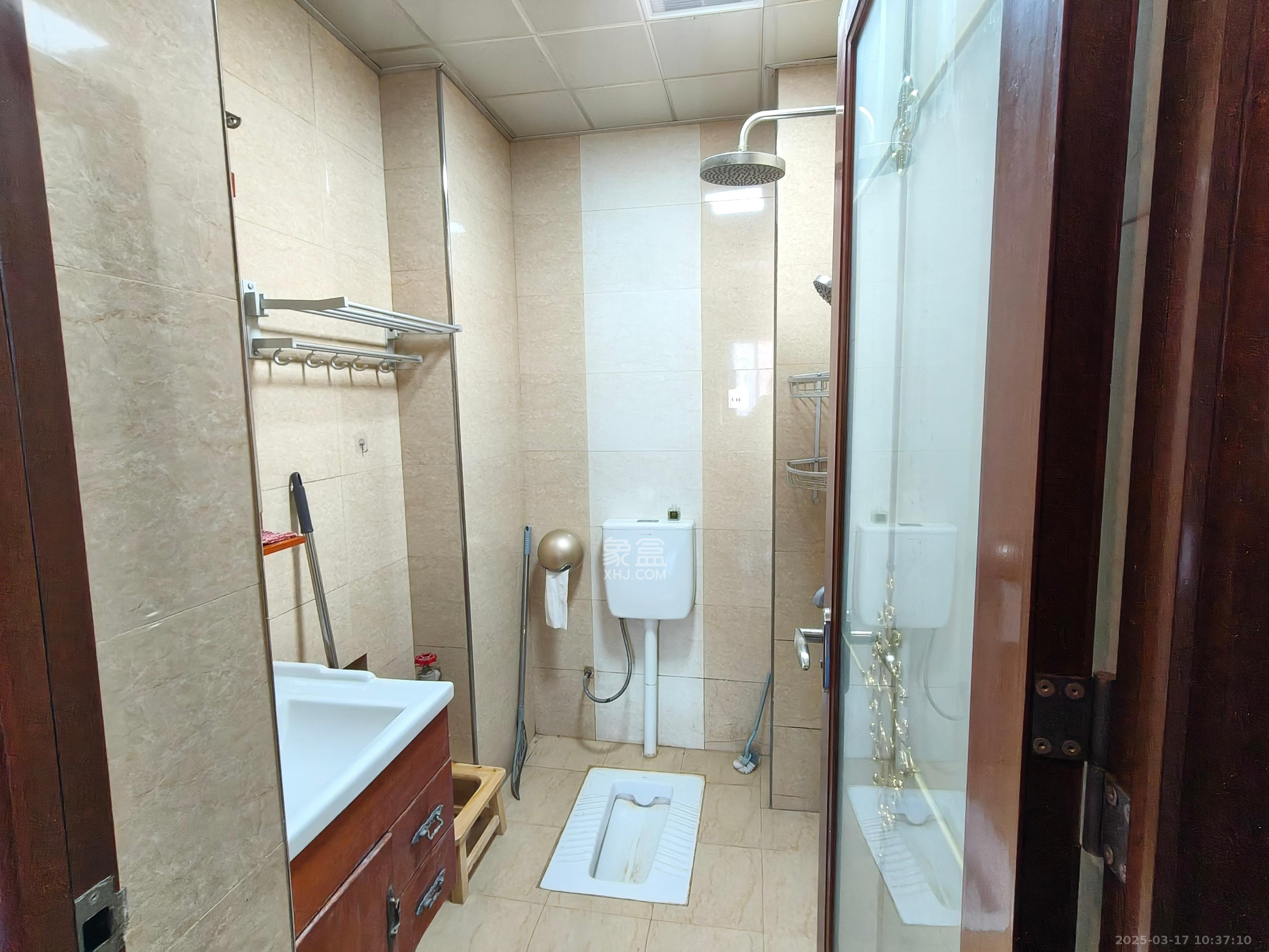 恒丰天湘华庭 1室1厅1卫 1600.0元/月 恒丰天湘华庭 1室1厅1卫 1600.0元/月室内图