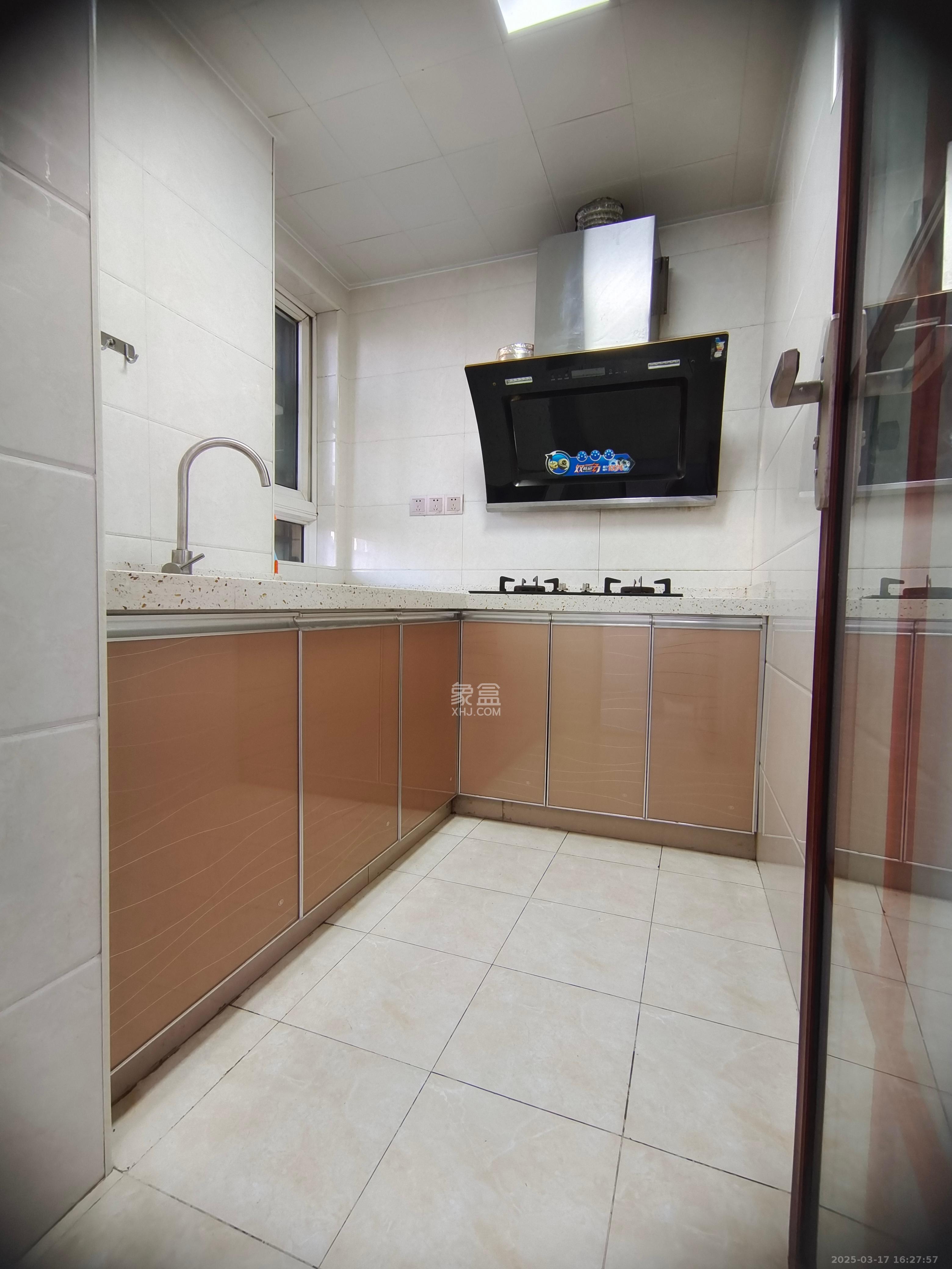 天心丽城 1室0厅0卫 1400.0元/月 天心丽城 1室0厅0卫 1400.0元/月室内图