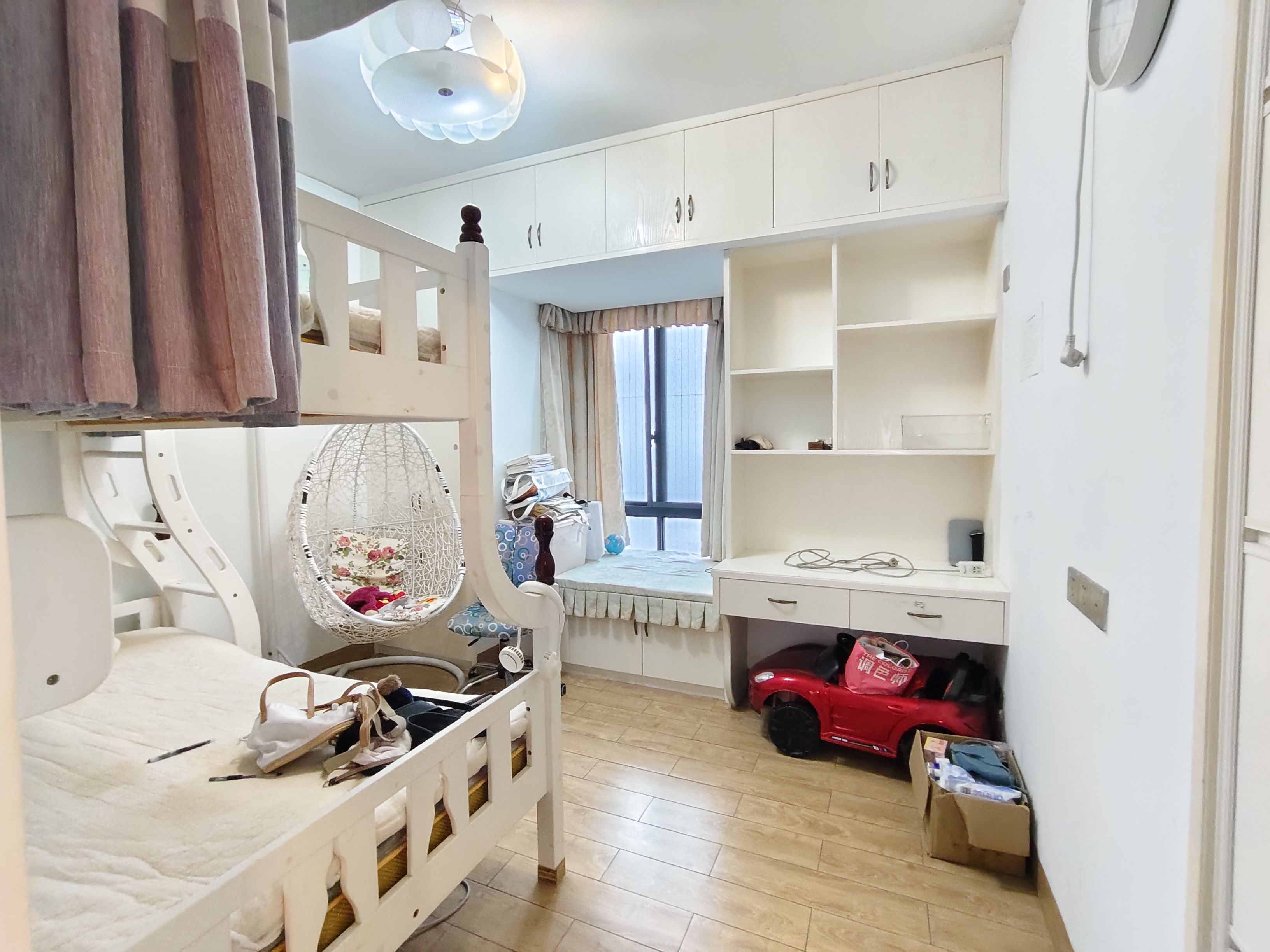 领秀资江 3室2厅2卫 2500.0元/月 领秀资江 3室2厅2卫 2500.0元/月室内图