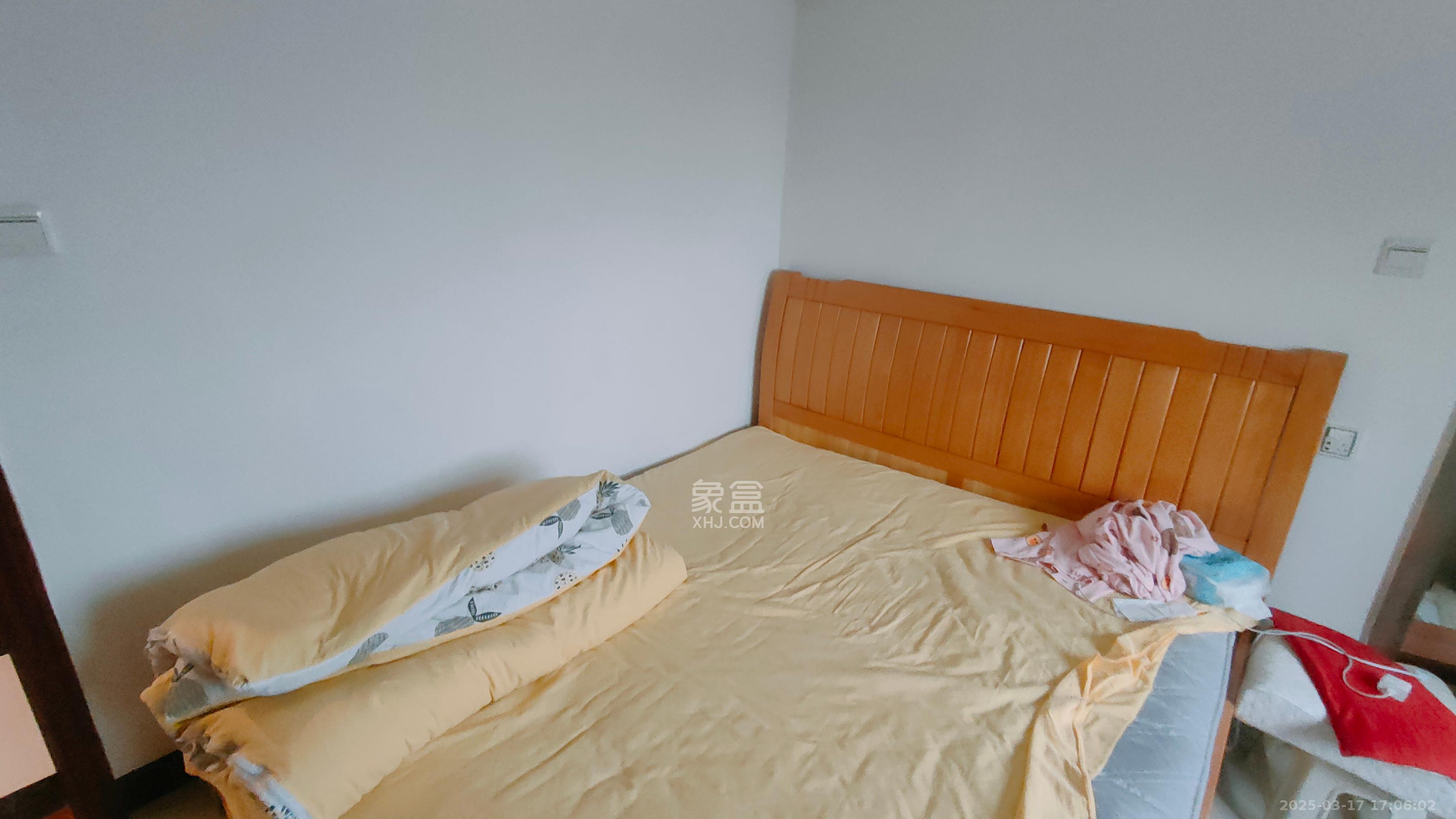 湘府十城（汇财御景湾新寓,汇财国际）  4室2厅2卫   2500.00元/月室内图