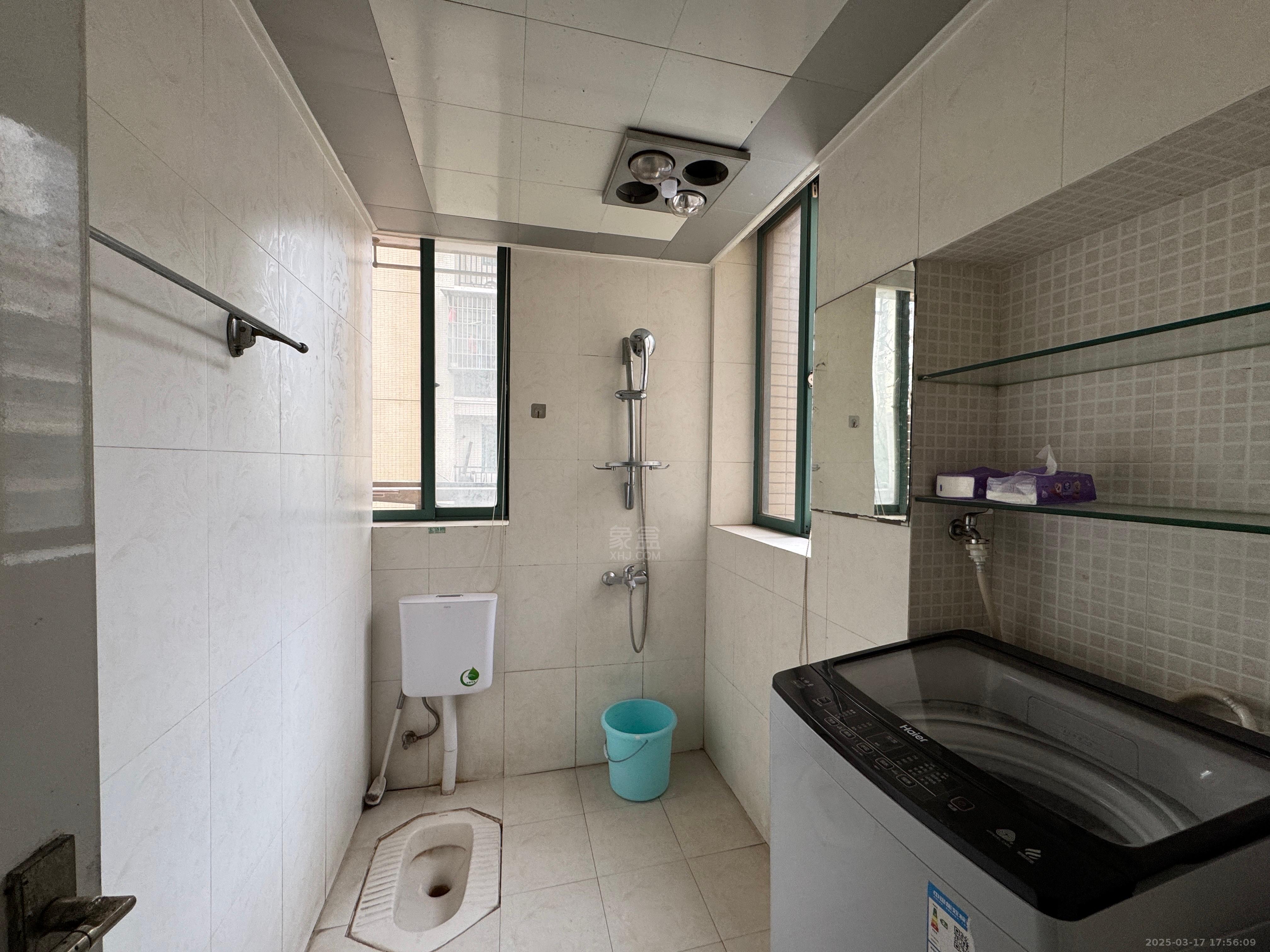 共和城 3室2厅2卫 1600.0元/月 共和城 3室2厅2卫 1600.0元/月室内图