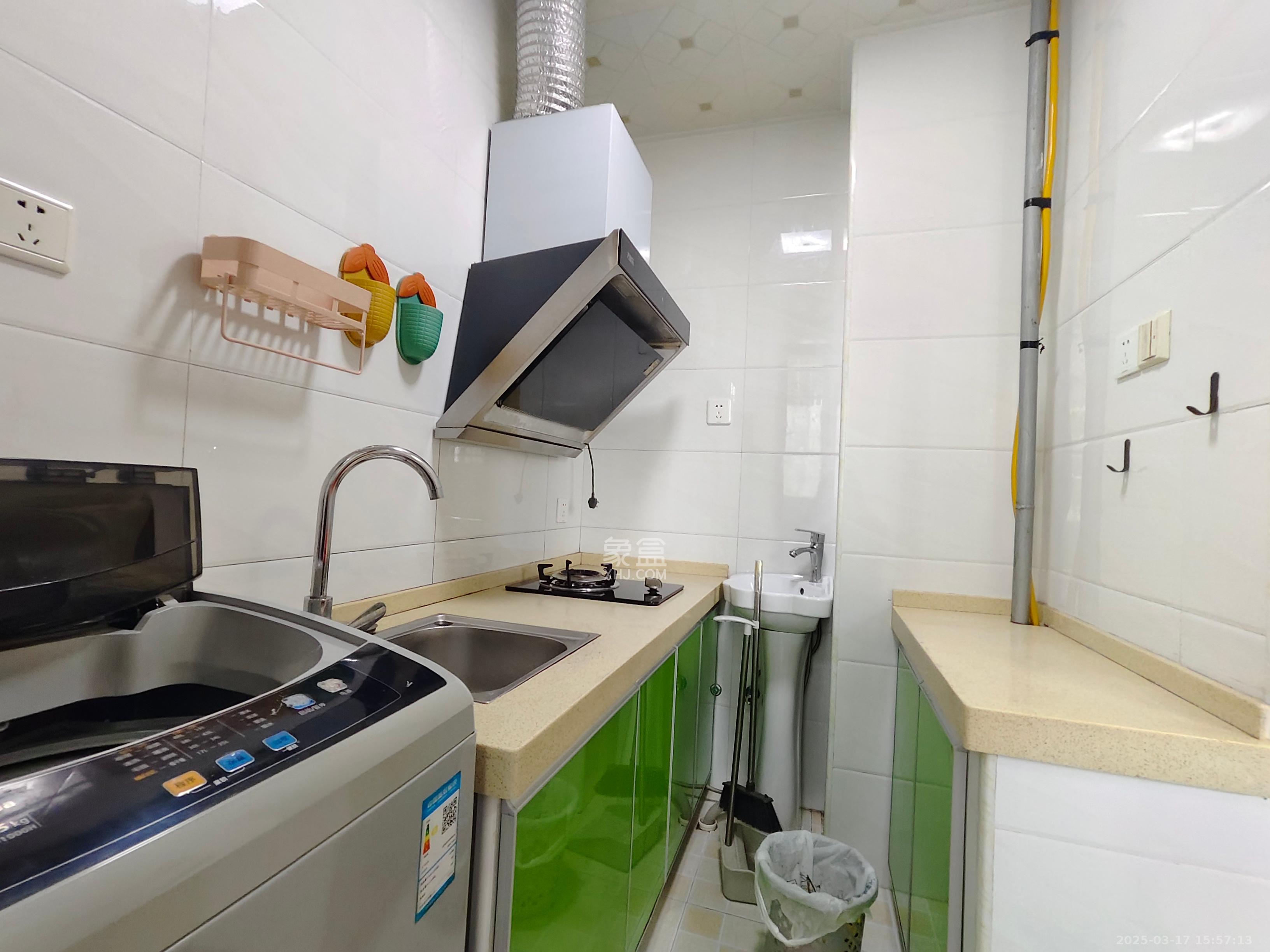 嘉顺苑 1室1厅1卫 1150.0元/月 嘉顺苑 1室1厅1卫 1150.0元/月室内图