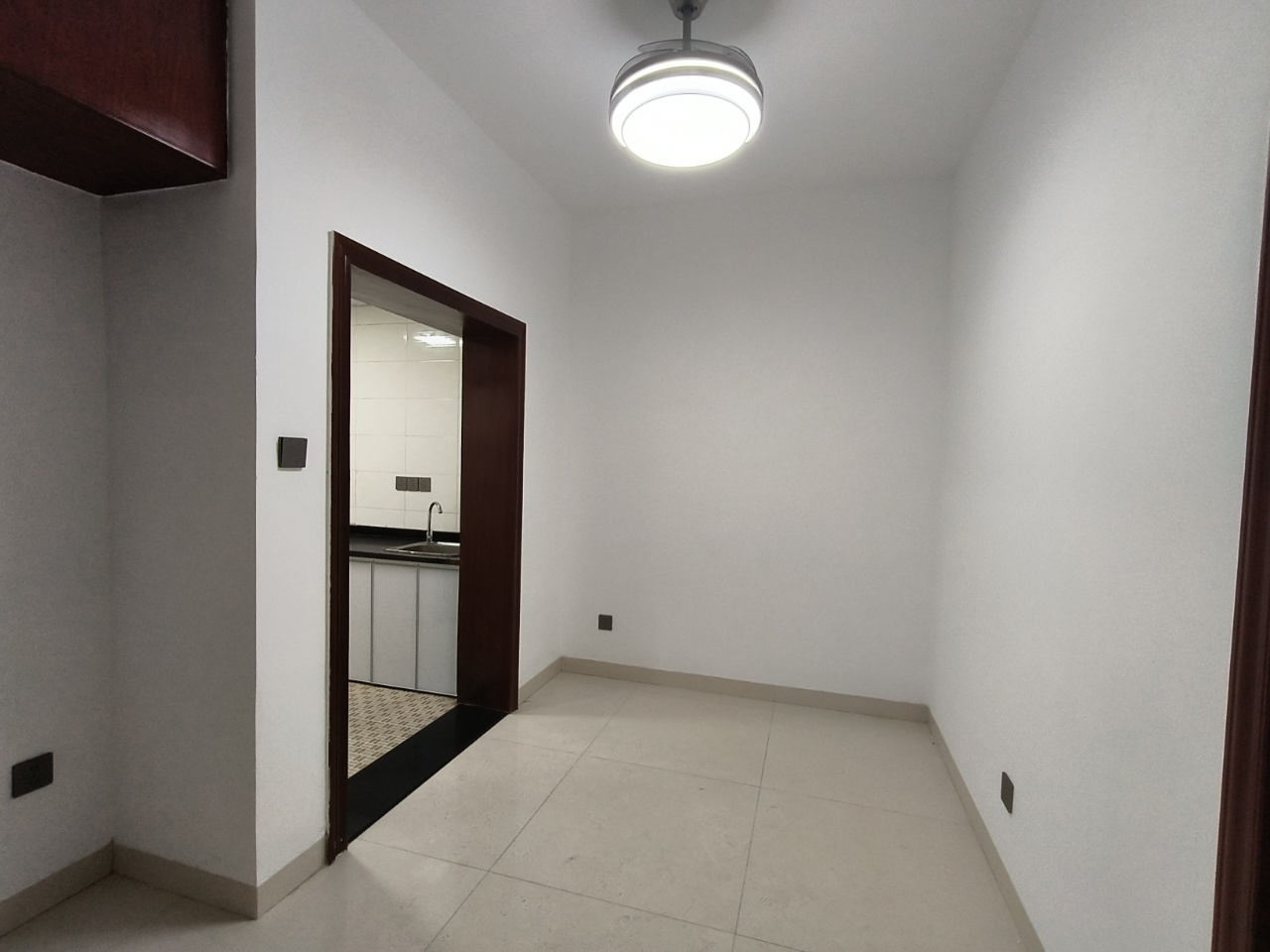 外经小区(南沙路)  2室2厅1卫    87.0万 外经小区(南沙路)  2室2厅1卫    87.0万室内图