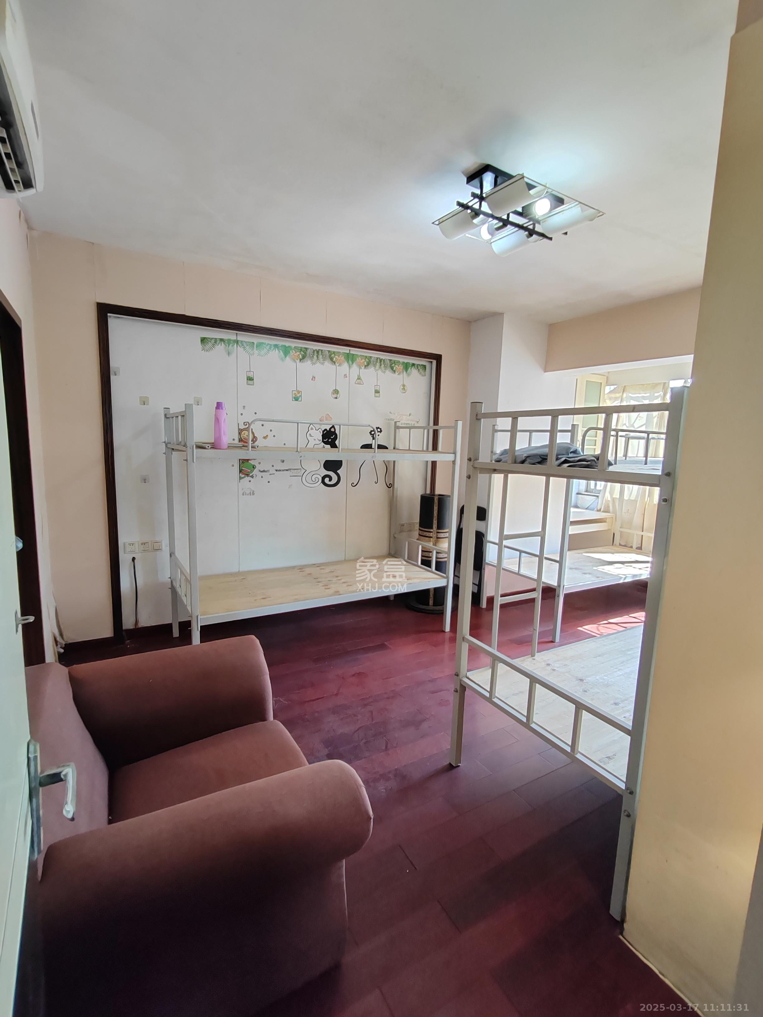 天心城市广场(黄金之城) 3室2厅2卫 3000.0元/月 天心城市广场(黄金之城) 3室2厅2卫 3000.0元/月室内图