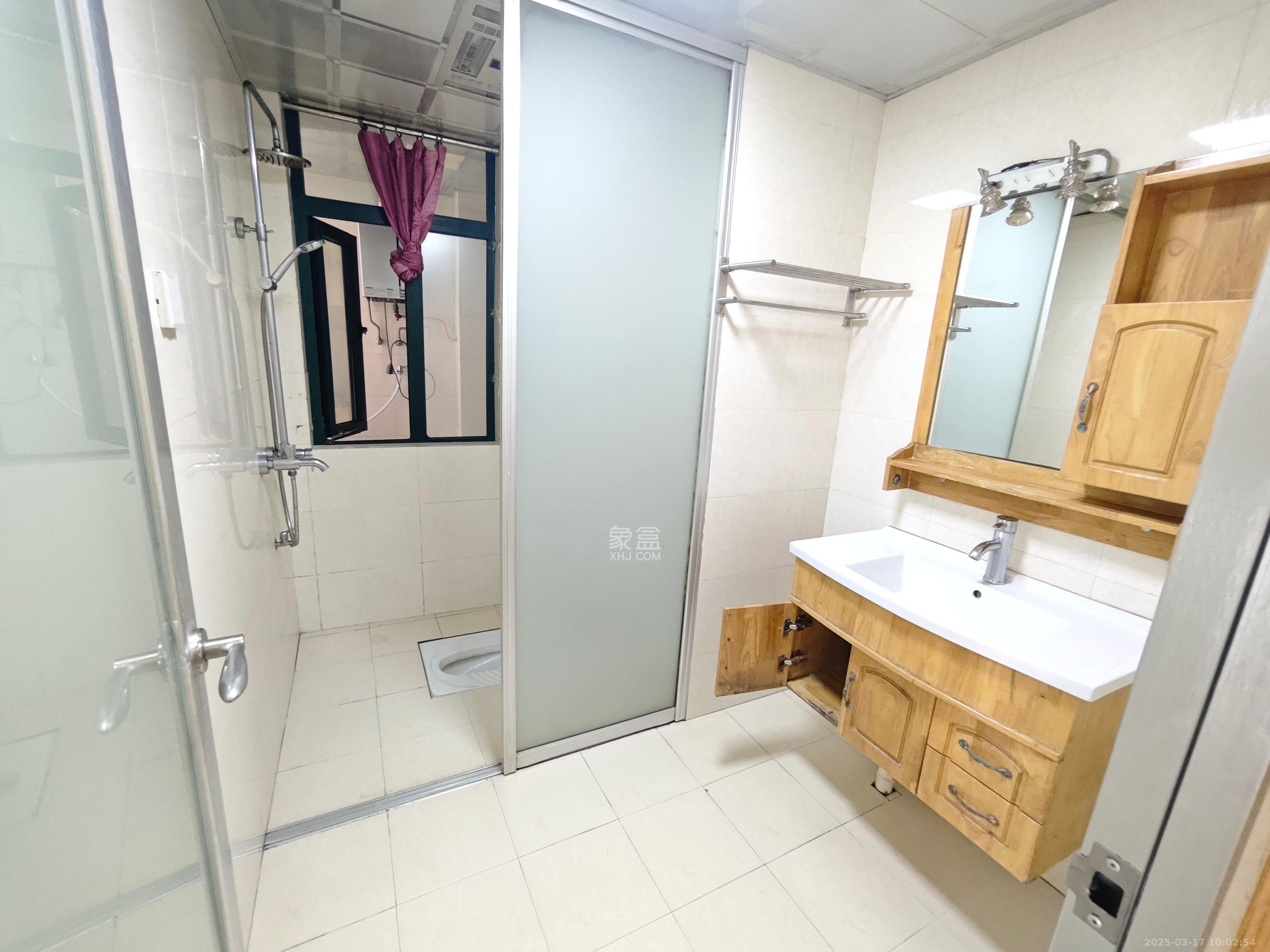 凯乐湘园 2室2厅1卫 2400.0元/月 凯乐湘园 2室2厅1卫 2400.0元/月室内图