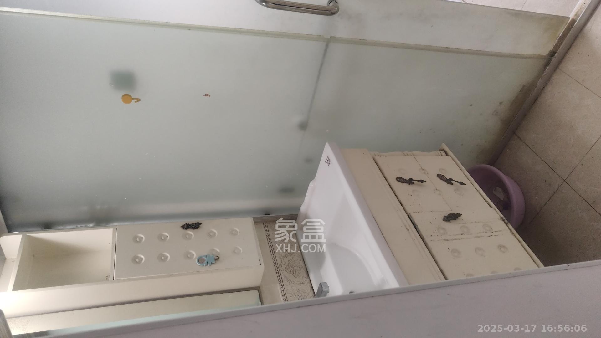 蝴蝶谷  2室2厅1卫    1500.0元/月室内图
