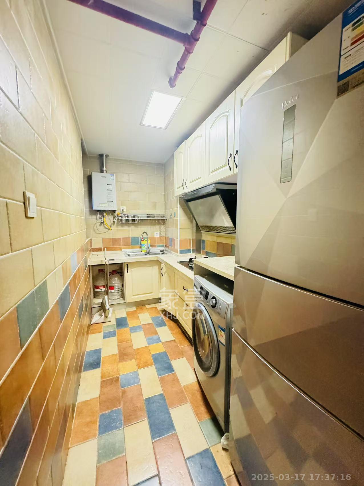 合能洋湖公馆  2室1厅1卫    2000.0元/月室内图