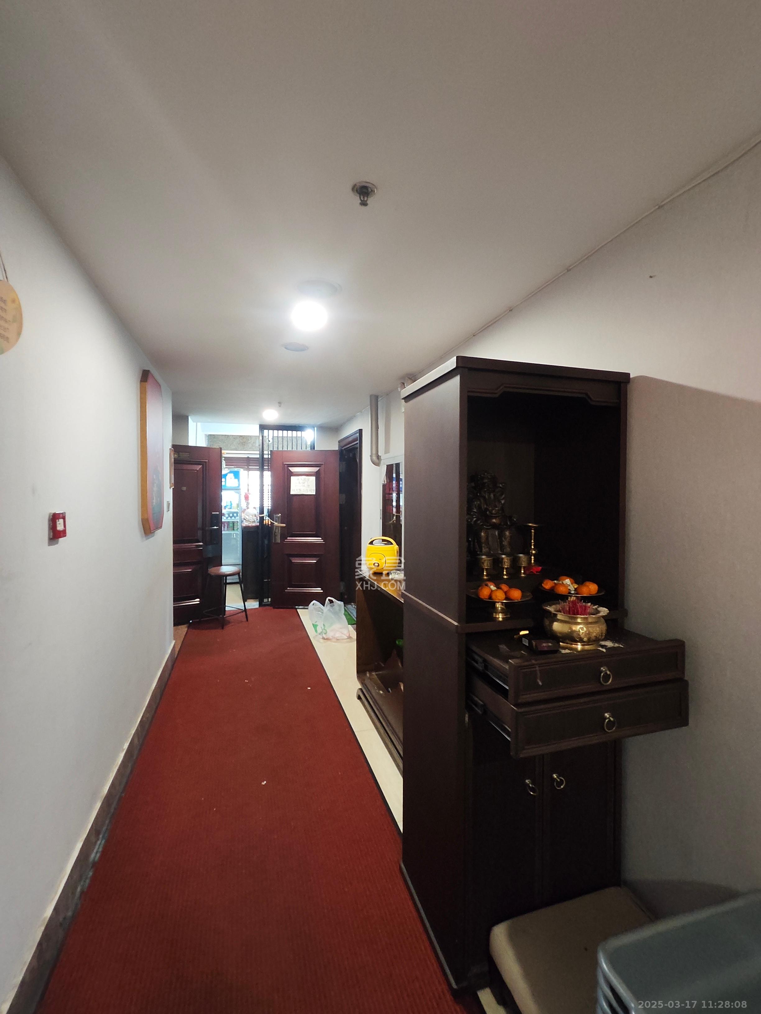 东塘瑞府  1室1厅1卫    20000.0元/月 东塘瑞府  1室1厅1卫    20000.0元/月室内图