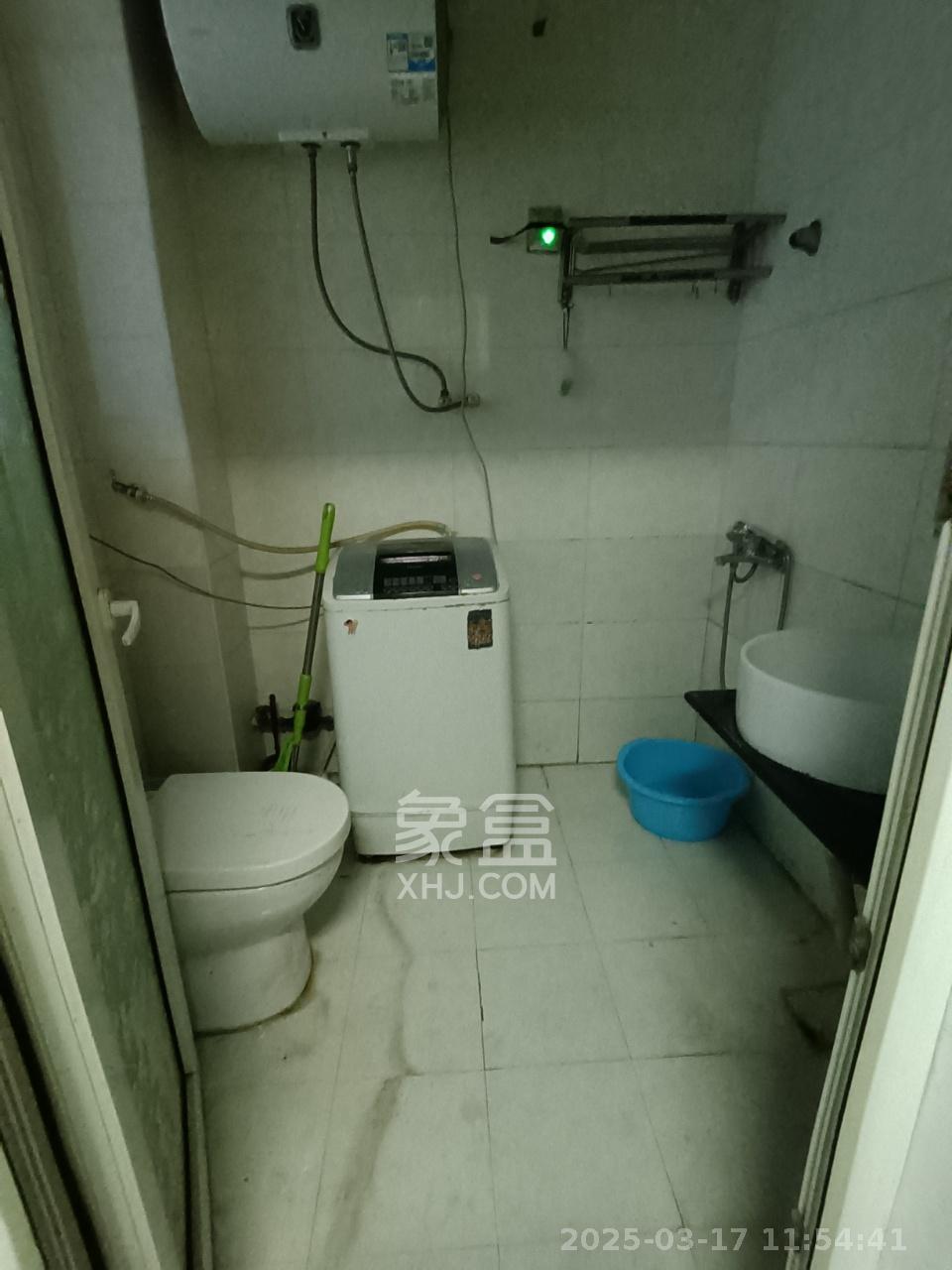 生活艺术城 1室1厅1卫 1200.0元/月 生活艺术城 1室1厅1卫 1200.0元/月室内图