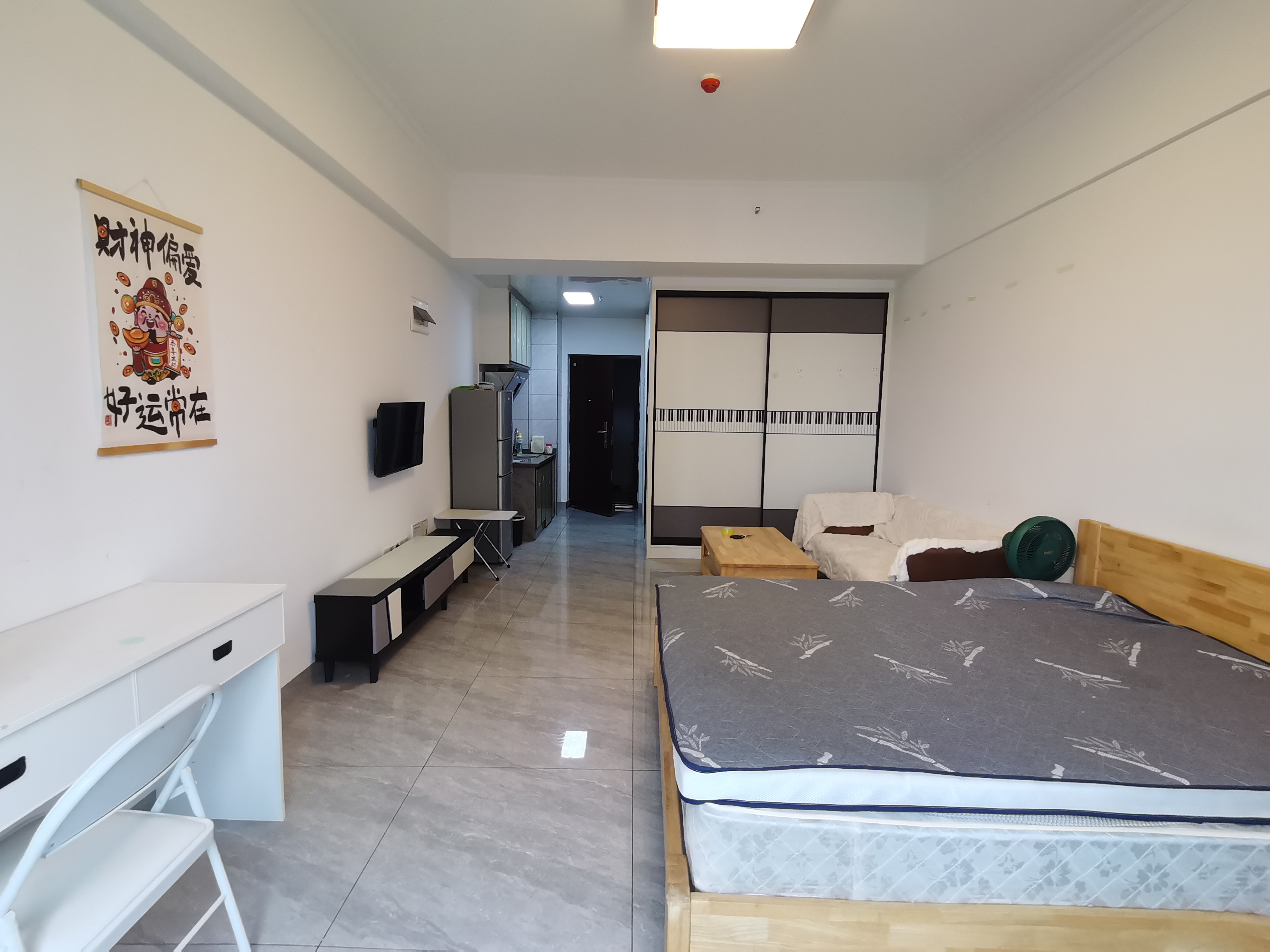 朗廷览江  1室1厅1卫   1600.00元/月户型图