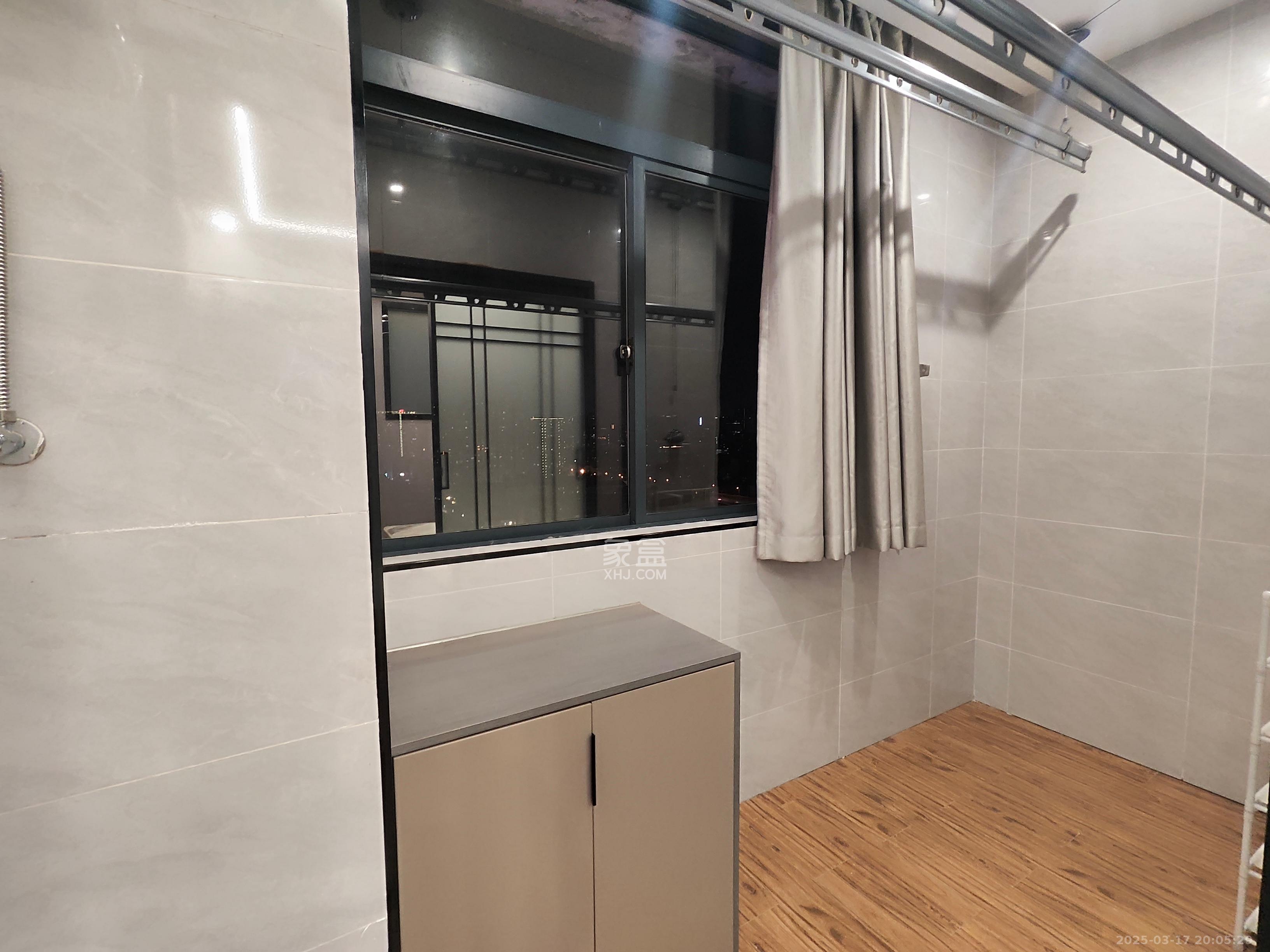 湘聚大厦  1室0厅0卫    1800.0元/月 湘聚大厦  1室0厅0卫    1800.0元/月室内图