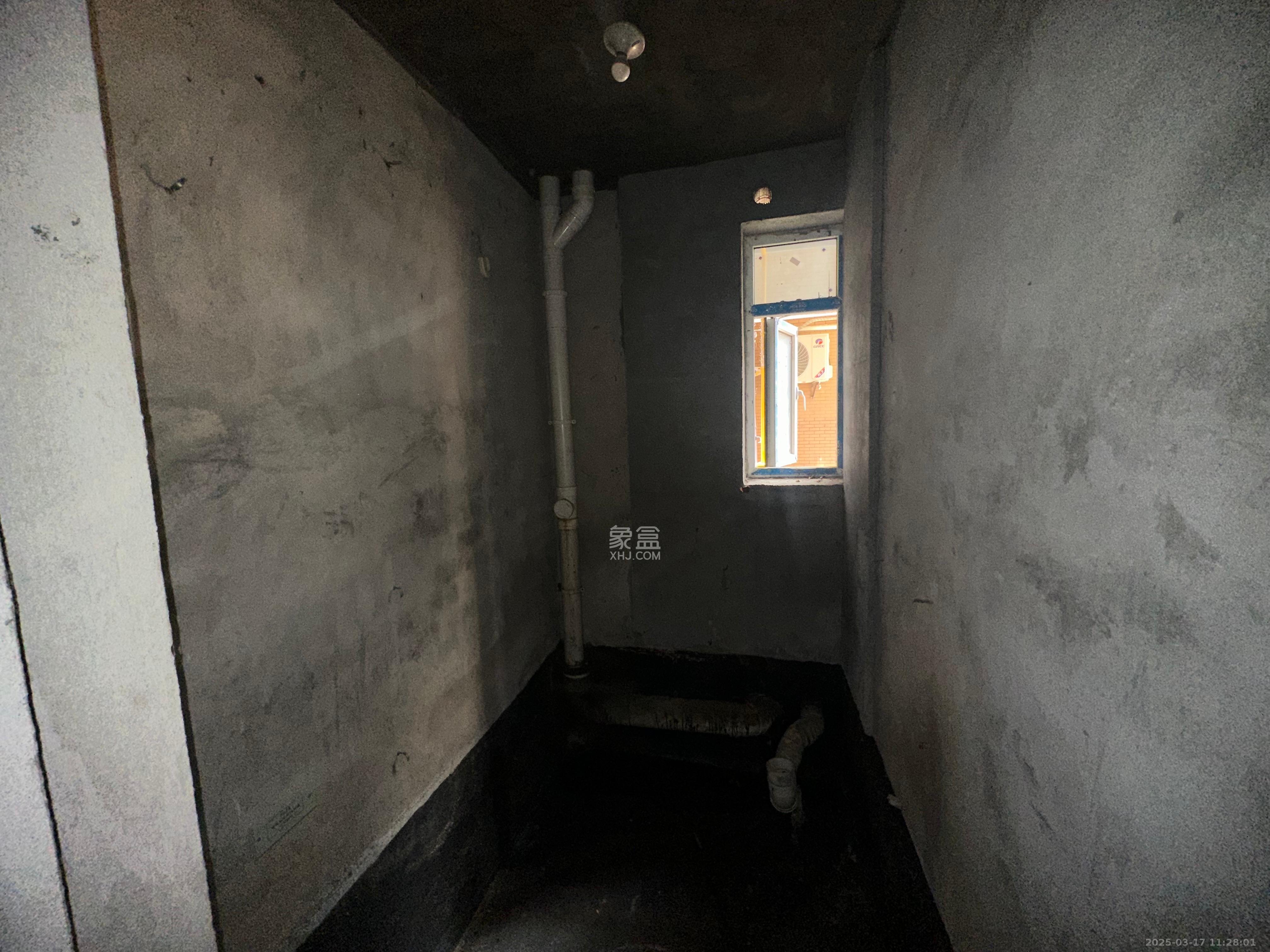 楚天世纪城西苑 3室2厅2卫 1300.0元/月 楚天世纪城西苑 3室2厅2卫 1300.0元/月室内图