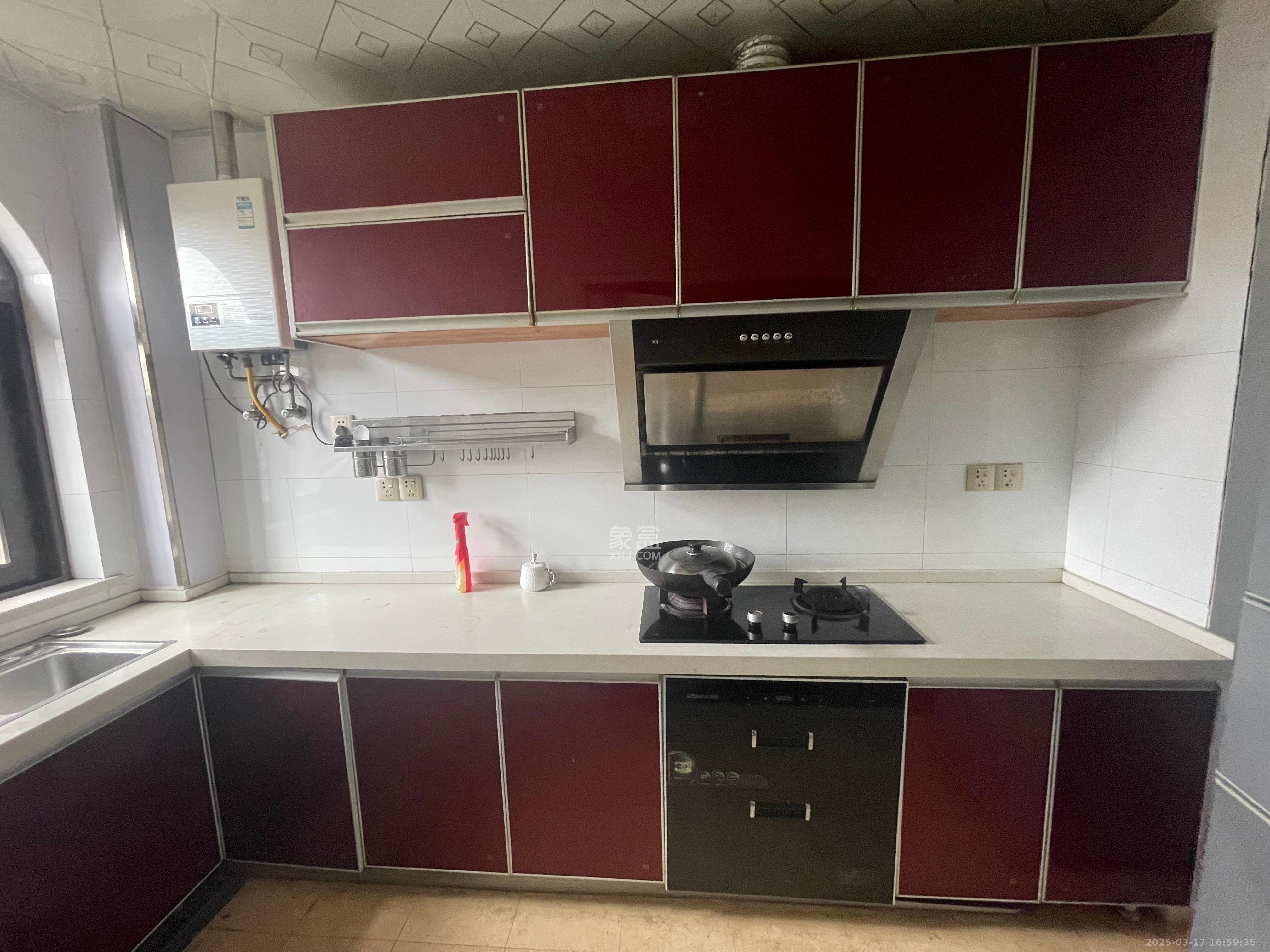 中信凯旋蓝岸(中信新城三期)  1室1厅1卫    1800.0元/月 中信凯旋蓝岸(中信新城三期)  1室1厅1卫    1800.0元/月户型图