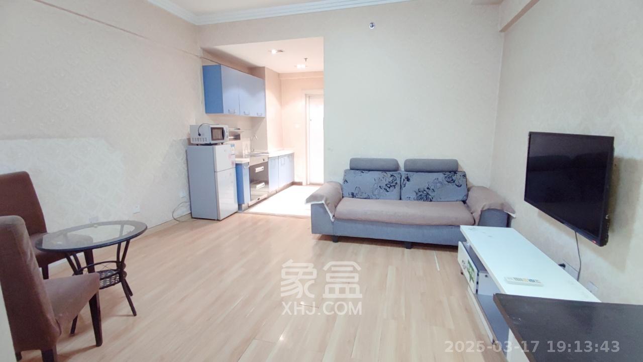 西子一间  1室0厅1卫    1400.0元/月室内图