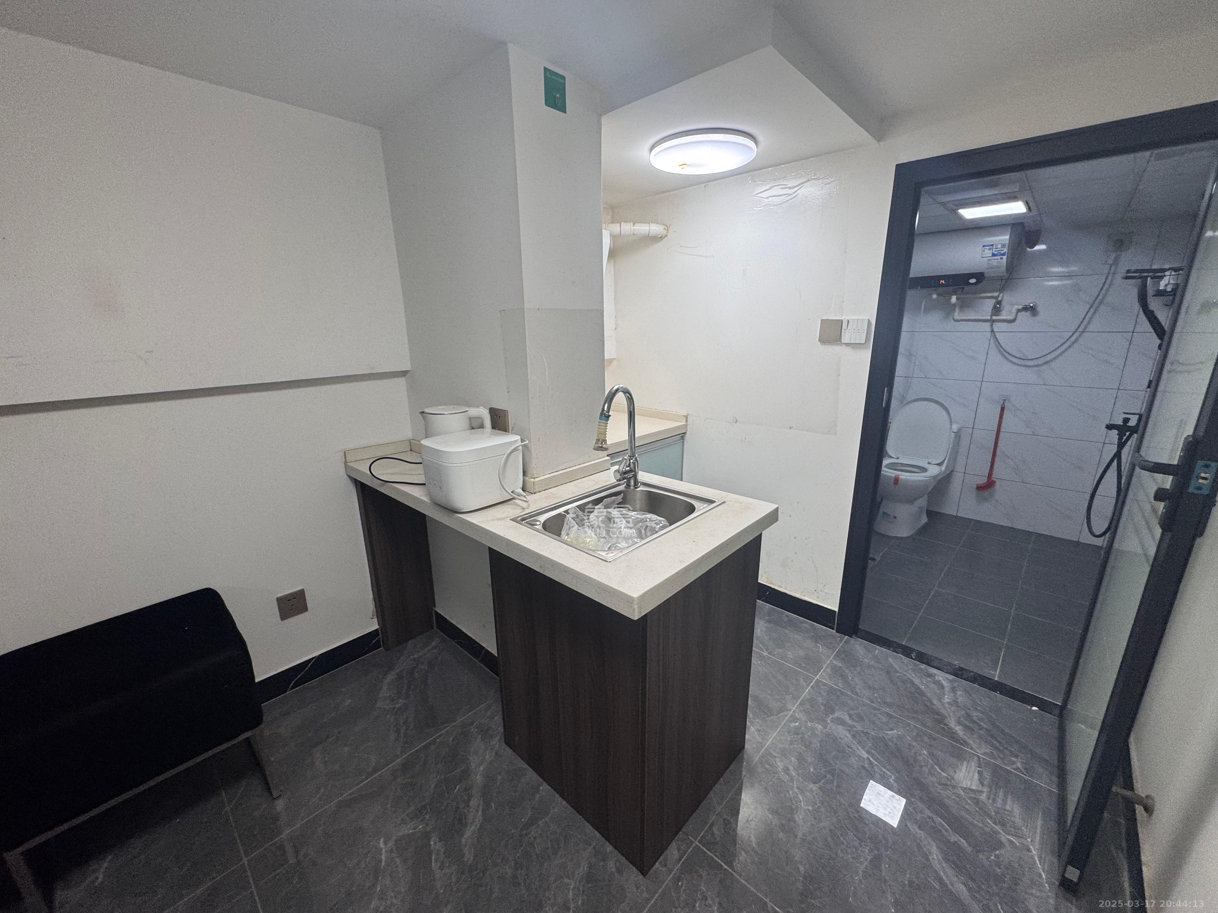 正荣悦玺 1室1厅1卫 1500.0元/月 正荣悦玺 1室1厅1卫 1500.0元/月室内图