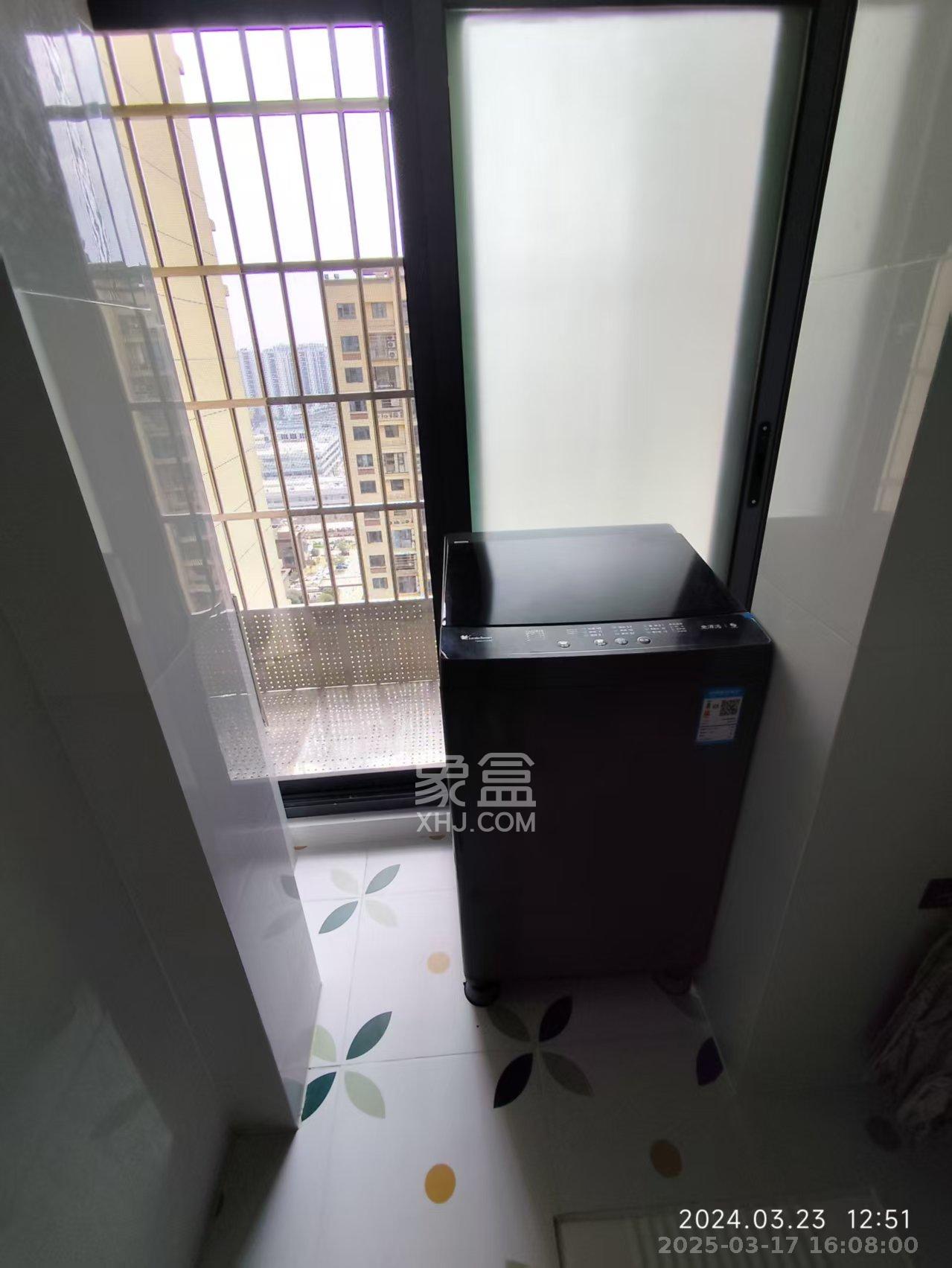 金南家园三期  1室1厅1卫   1250.00元/月室内图