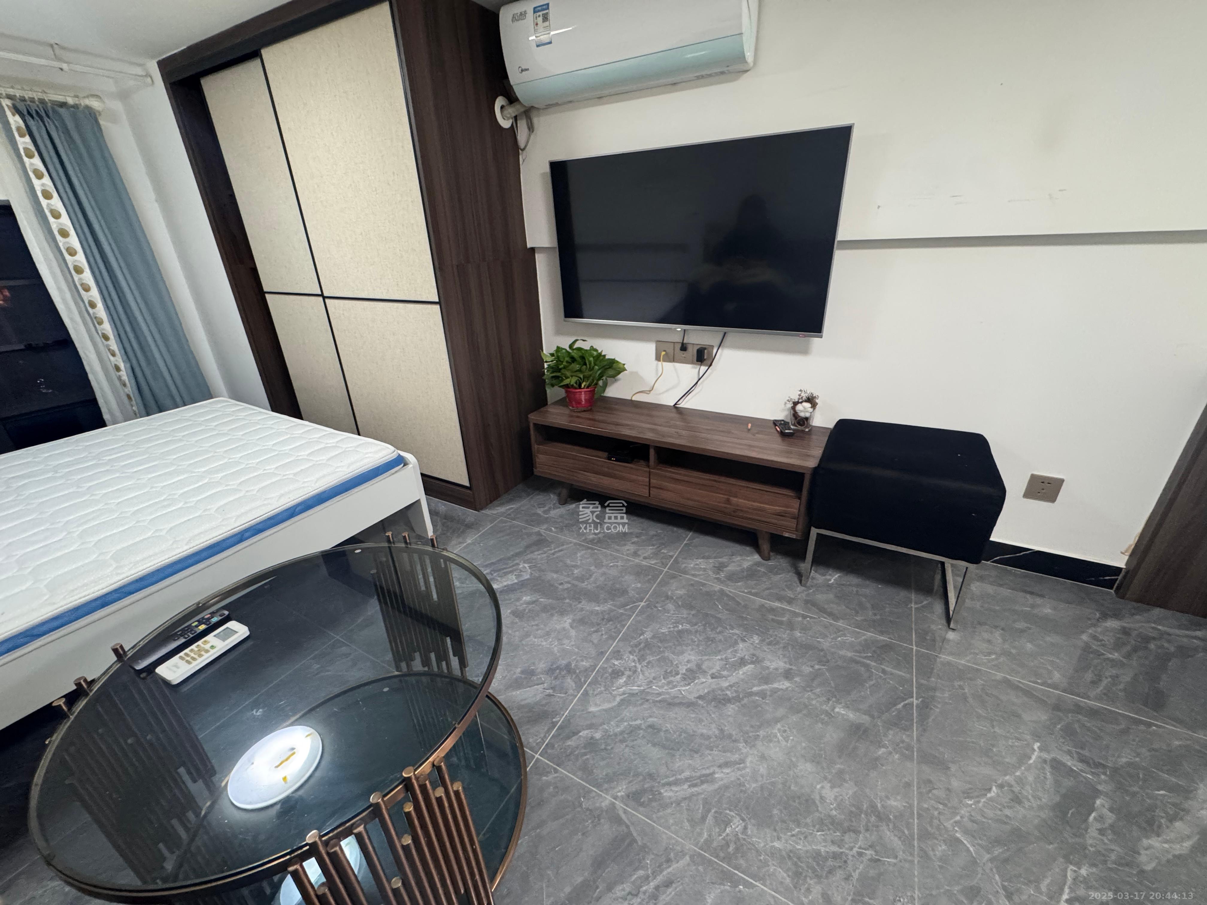 正荣悦玺 1室1厅1卫 1500.0元/月 正荣悦玺 1室1厅1卫 1500.0元/月室内图