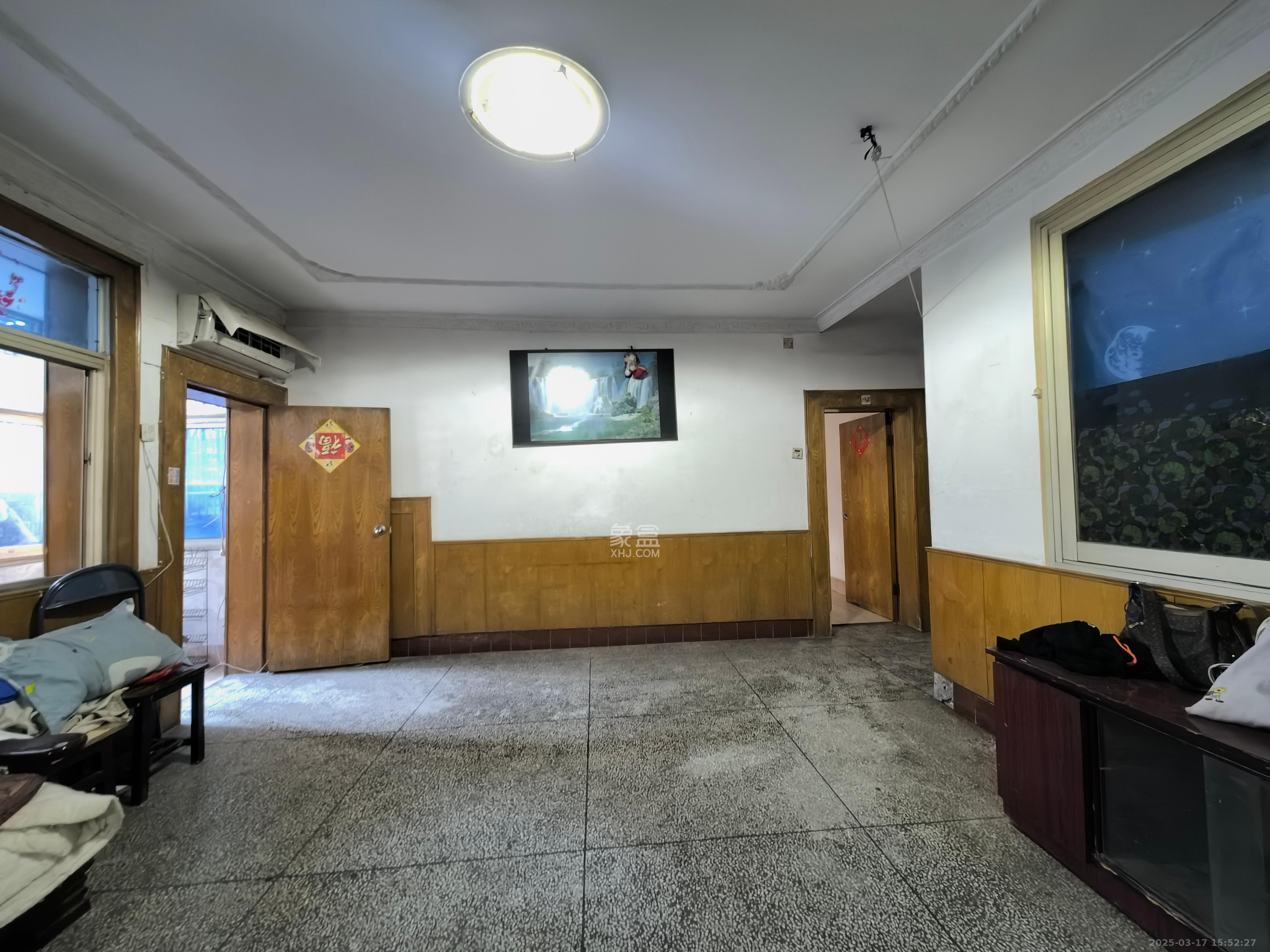 衡清里散盘 3室1厅1卫 1800.0元/月 衡清里散盘 3室1厅1卫 1800.0元/月室内图