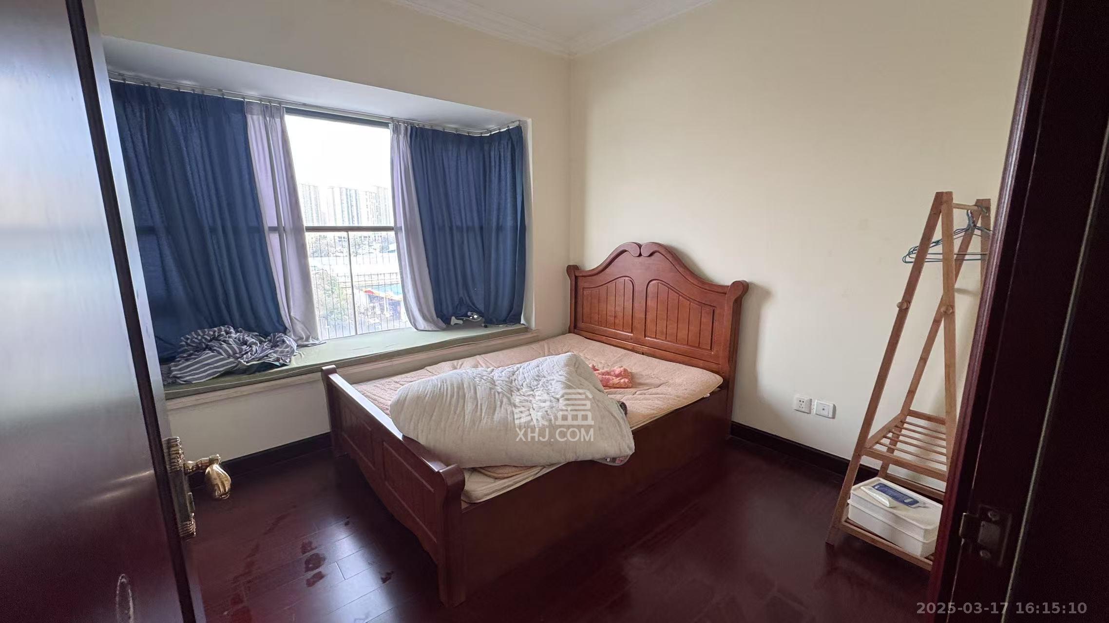 恒大雅苑 3室2厅2卫 2600.0元/月 恒大雅苑 3室2厅2卫 2600.0元/月室内图