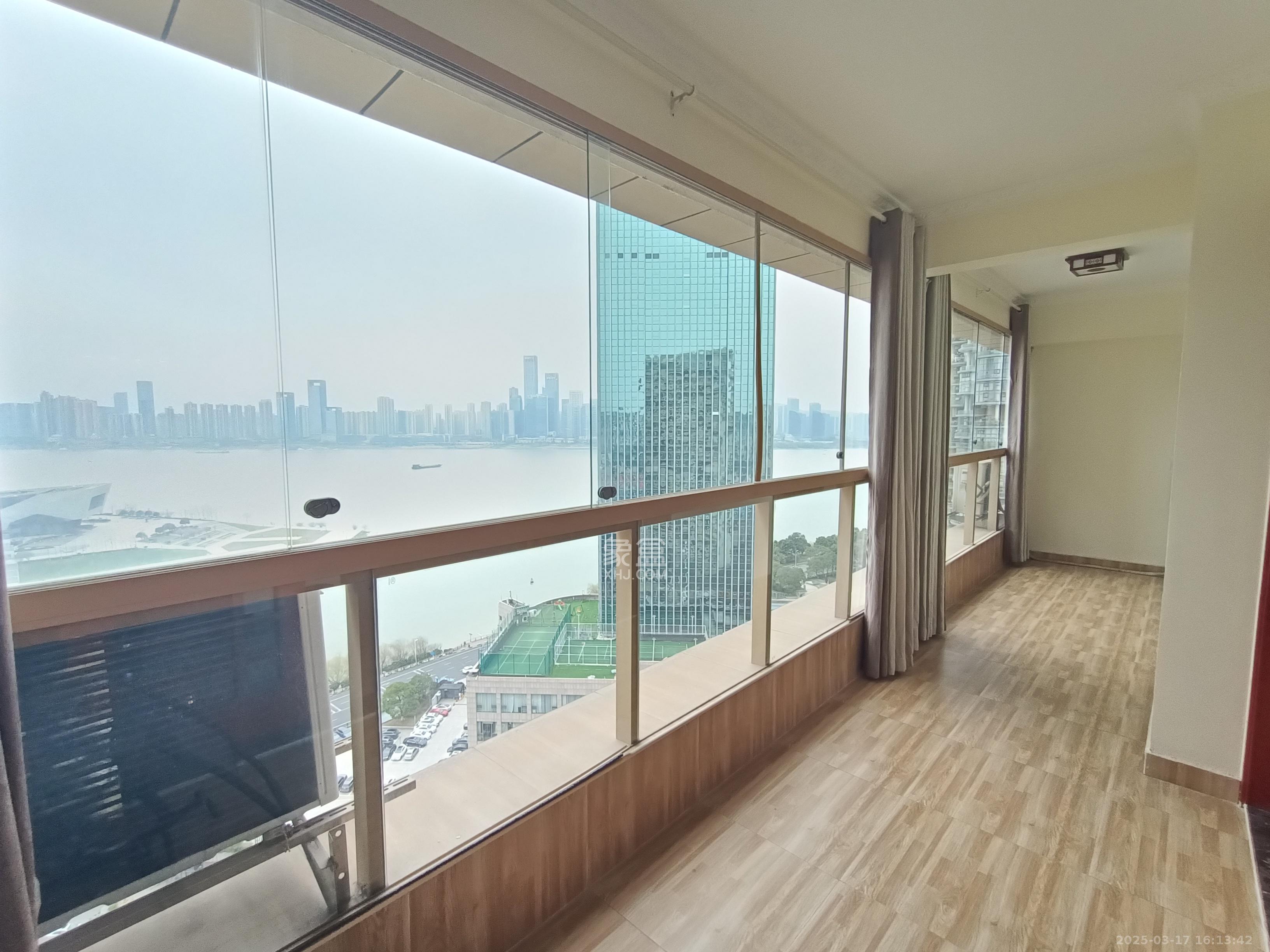 恒大御景半岛湘江苑（恒大御景半岛一期）  3室2厅2卫   6500.00元/月