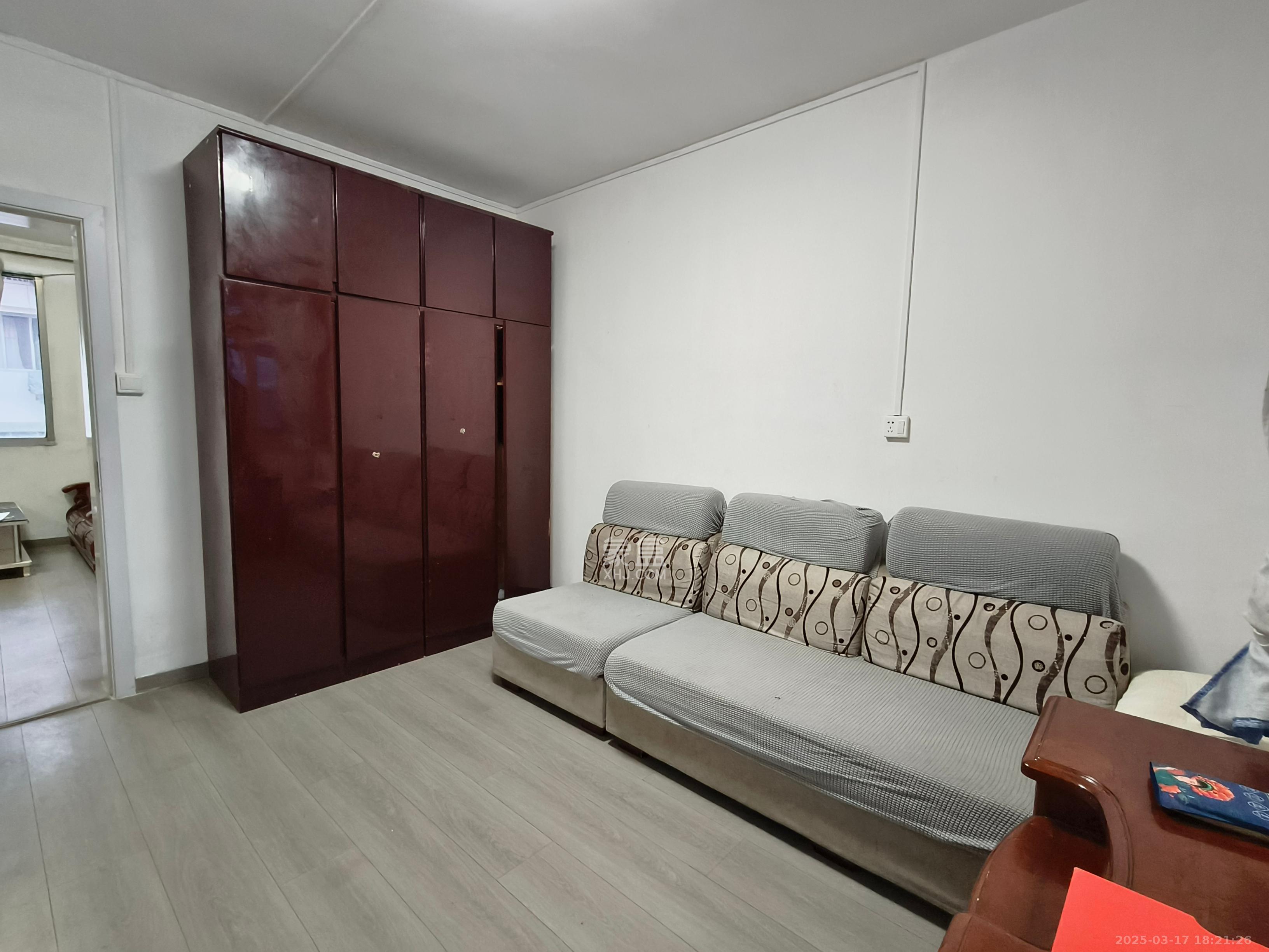 营山佳园 2室1厅1卫 1100.0元/月 营山佳园 2室1厅1卫 1100.0元/月室内图