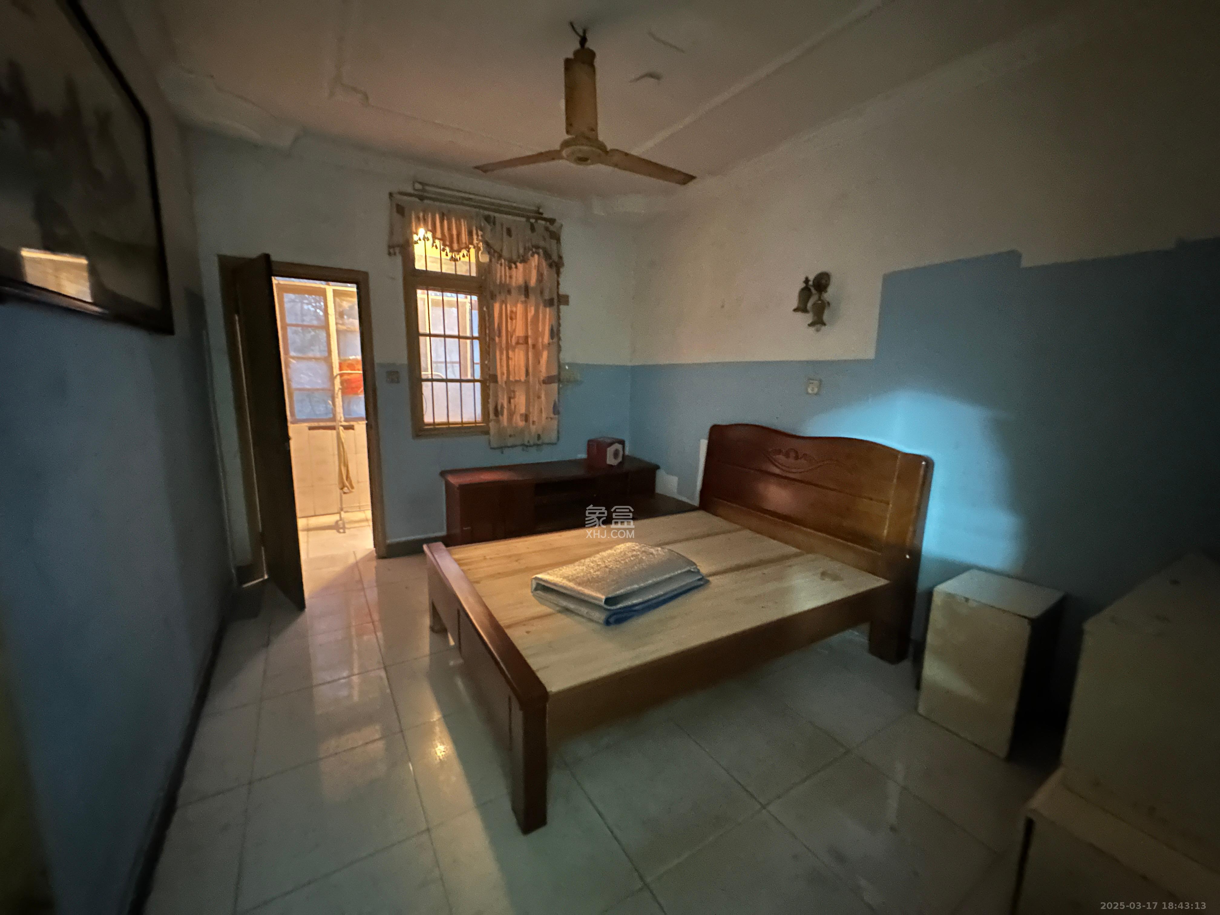 华光外贸宿舍  2室1厅1卫    1200.0元/月 华光外贸宿舍  2室1厅1卫    1200.0元/月室内图