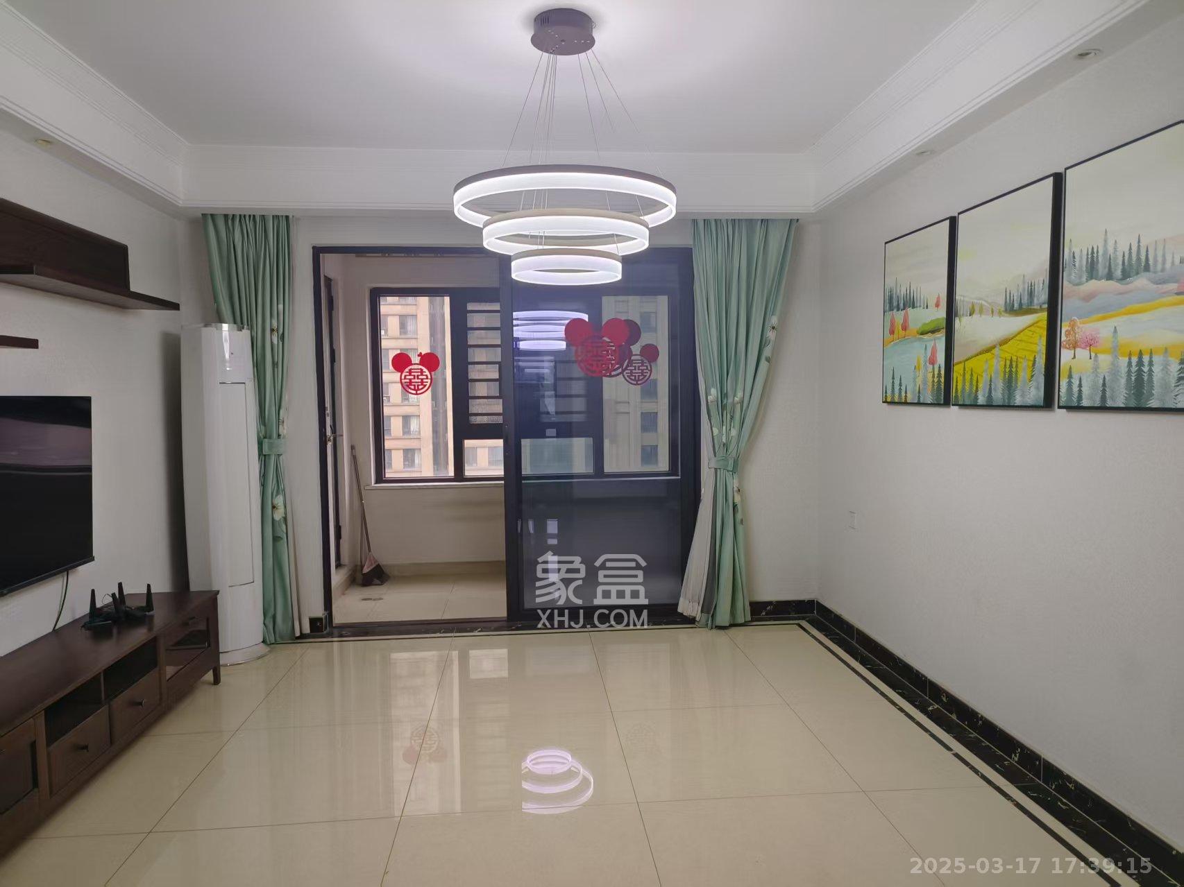 中海国际二期  3室2厅2卫    2200.0元/月室内图