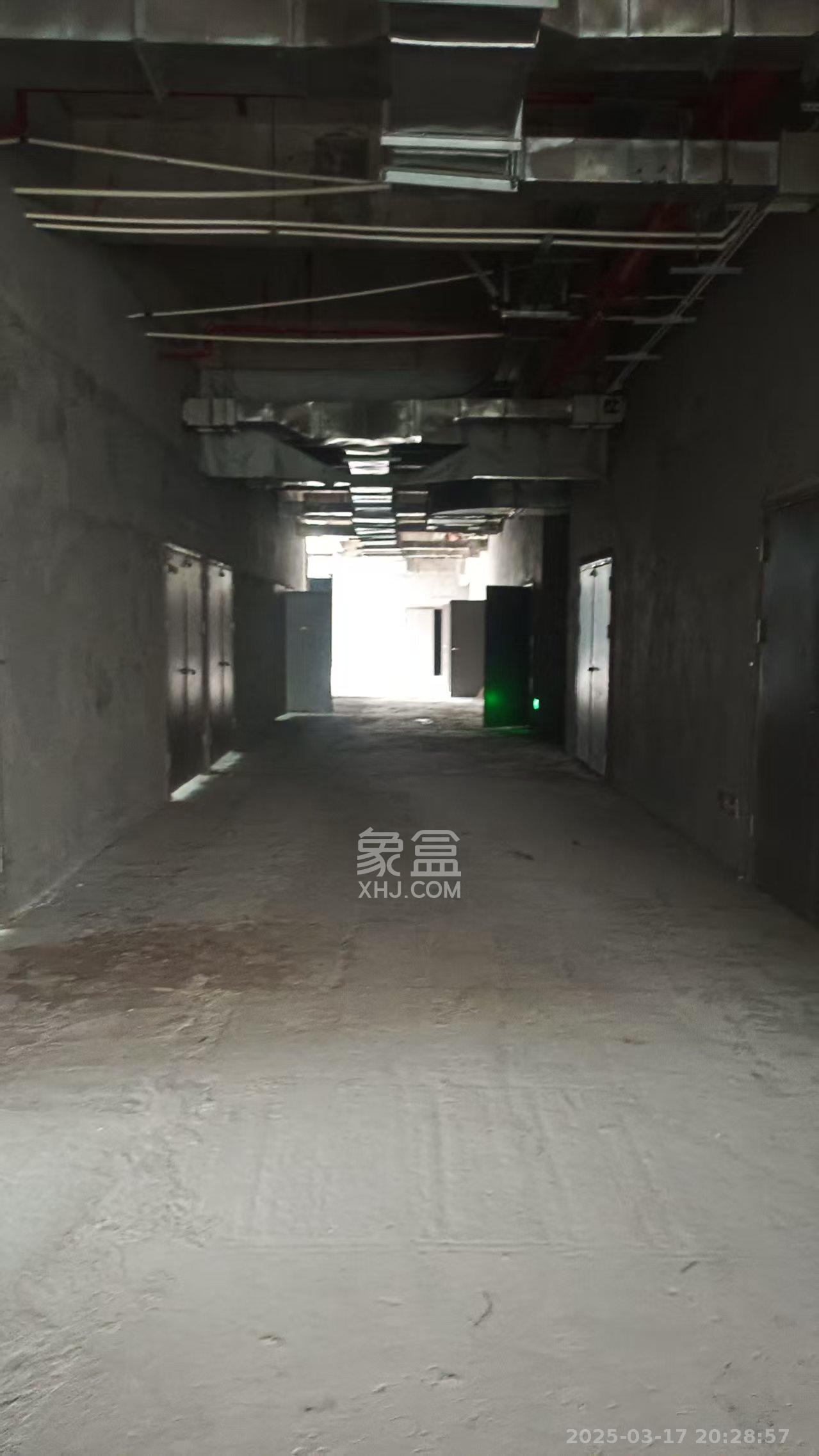 卓越伊景寓  1室0厅0卫   7600.00元/月室内图