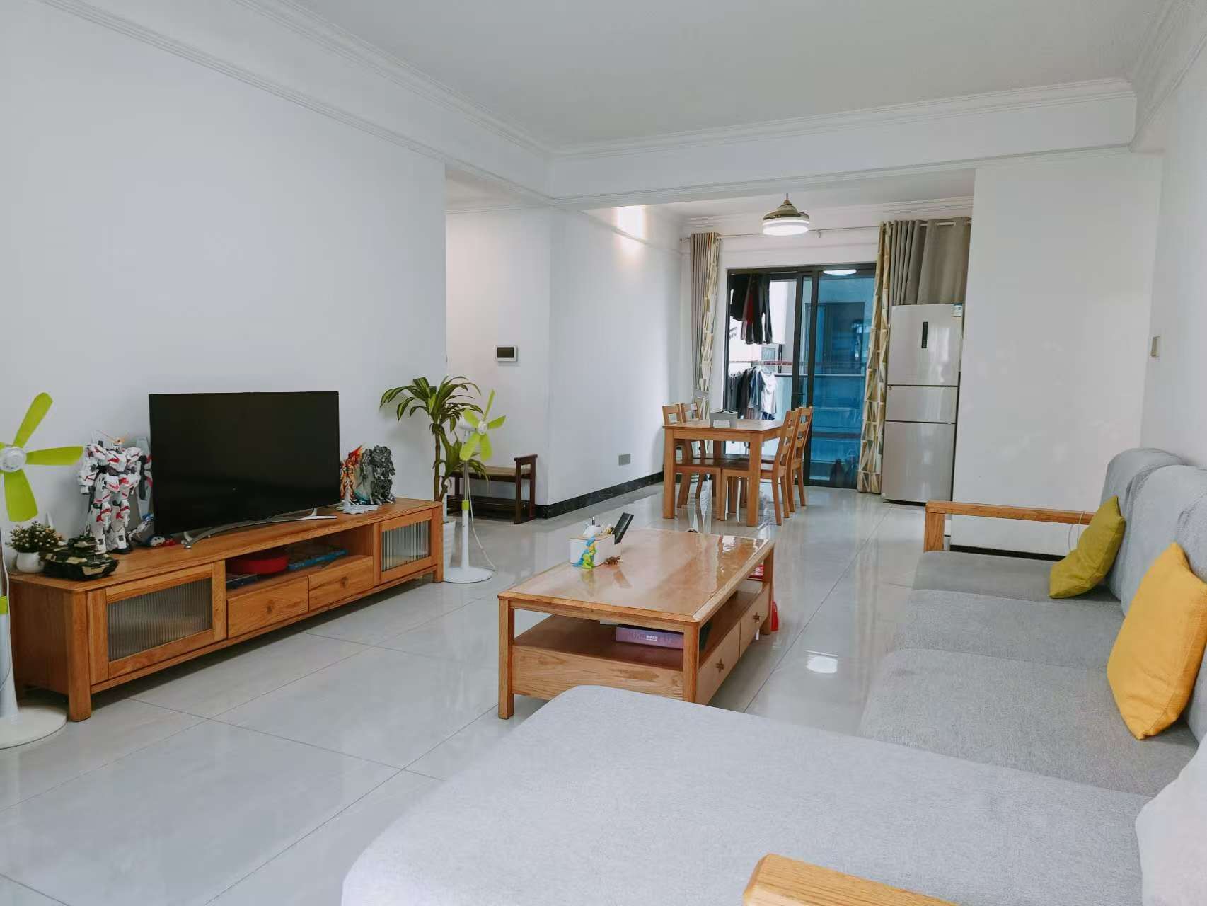 保利中央海岸三期熙园 4室2厅2卫 215.0万 保利中央海岸三期熙园 4室2厅2卫 215.0万室内图