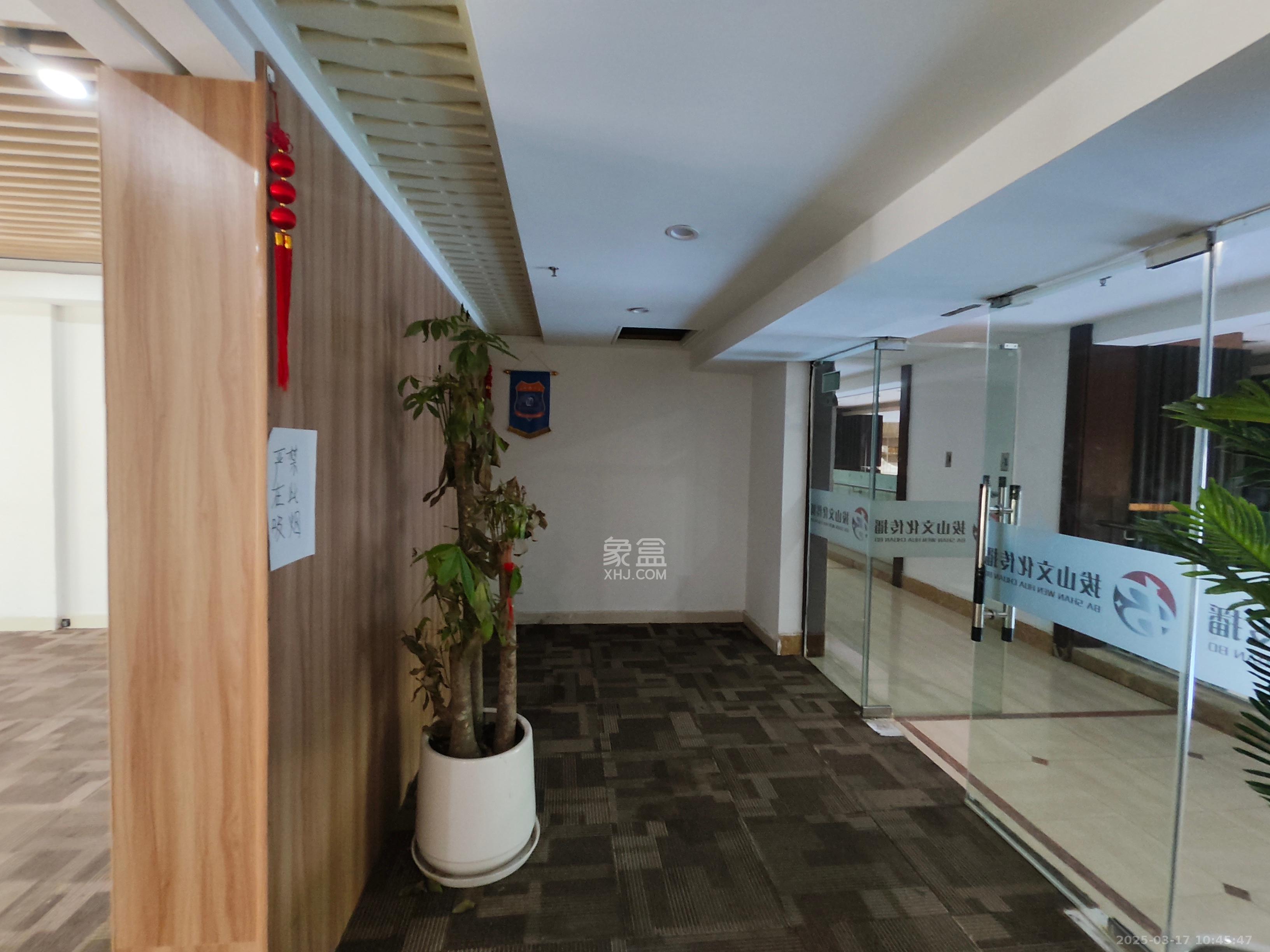 东塘瑞府 1室1厅1卫 6000.0元/月 东塘瑞府 1室1厅1卫 6000.0元/月室内图