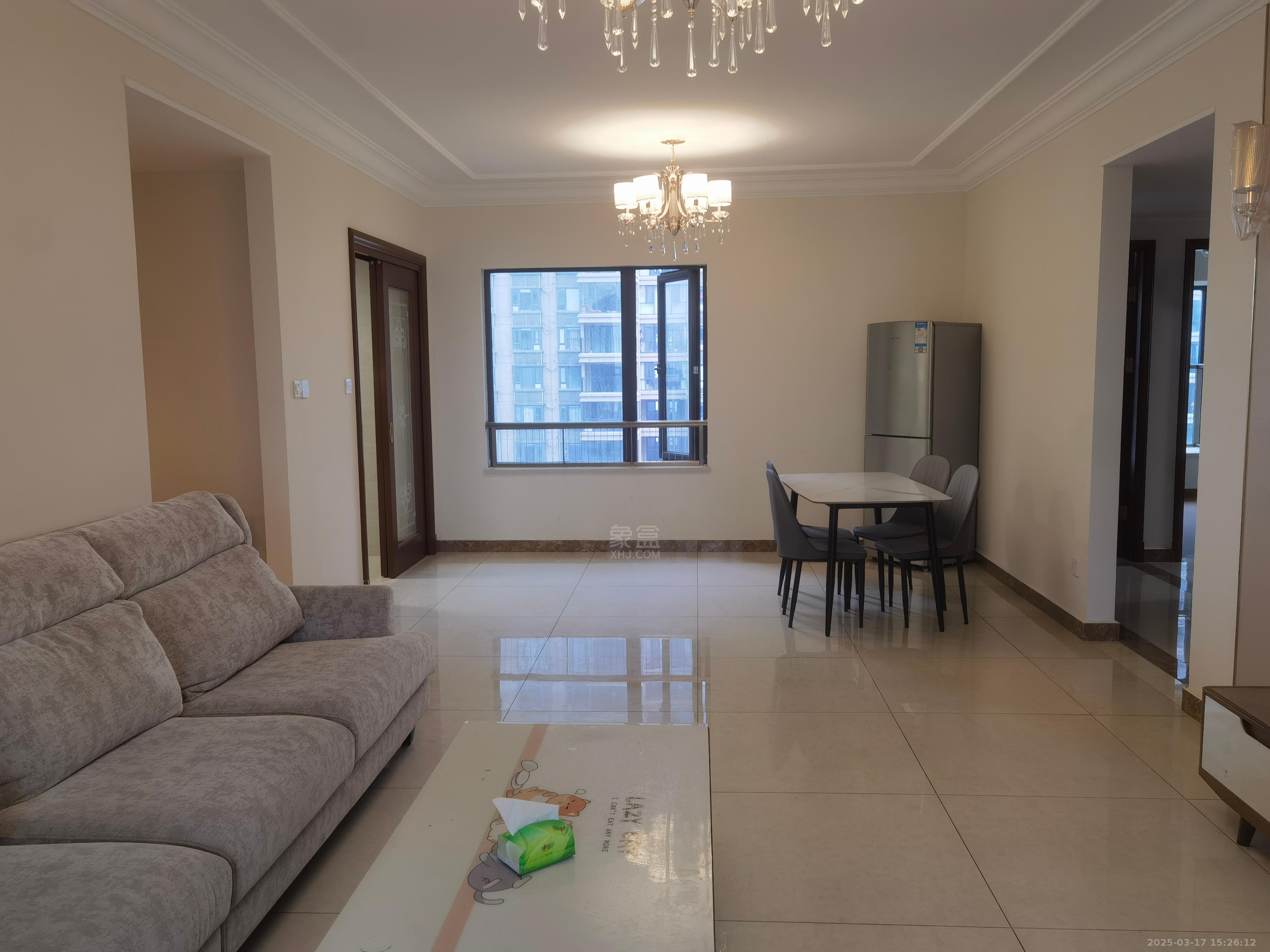 株洲恒大御景天下(恒大誉景花园) 4室2厅2卫 2000.0元/月 株洲恒大御景天下(恒大誉景花园) 4室2厅2卫 2000.0元/月室内图