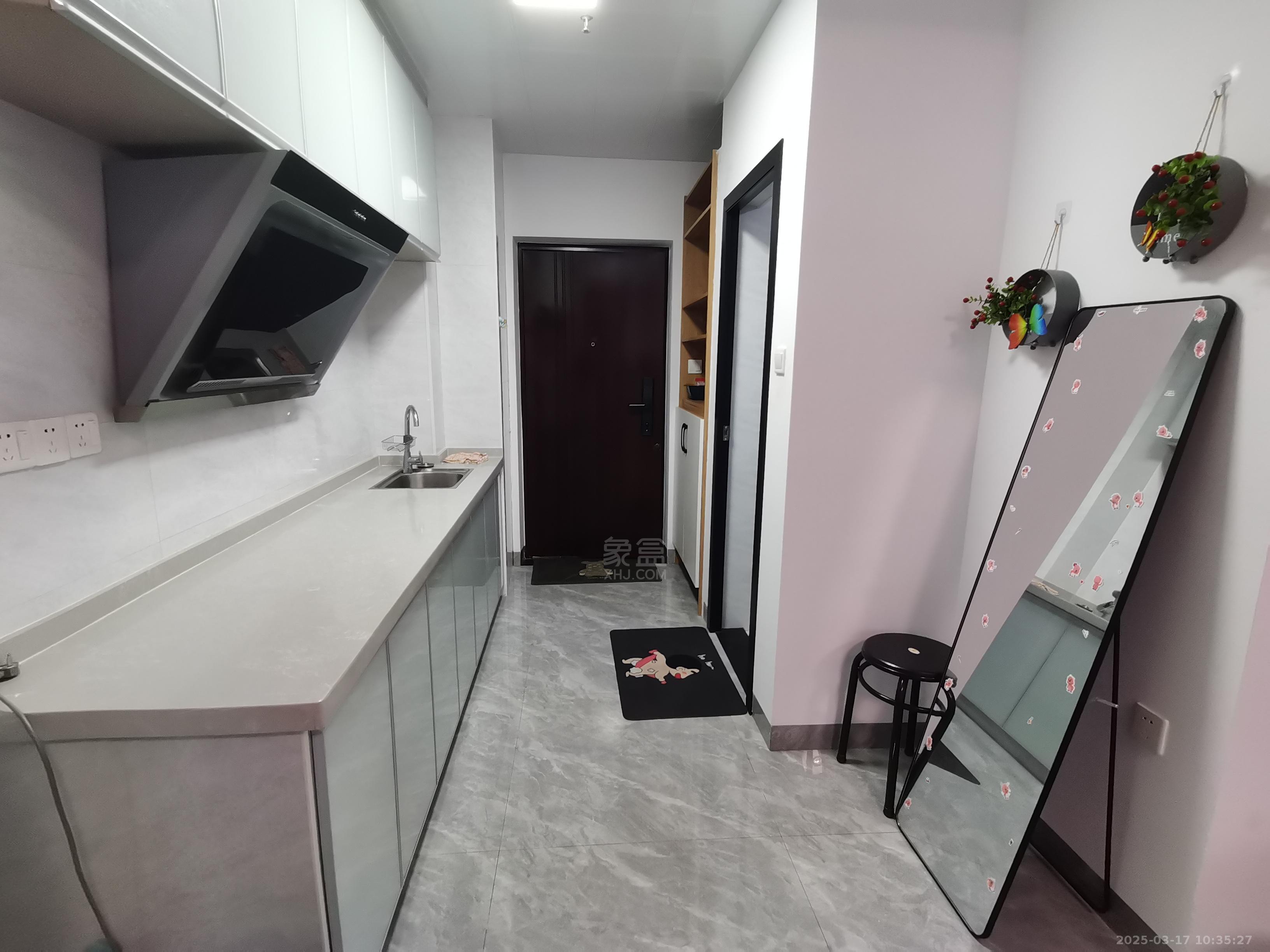 朗廷览江 1室1厅1卫 1600.0元/月 朗廷览江 1室1厅1卫 1600.0元/月室内图