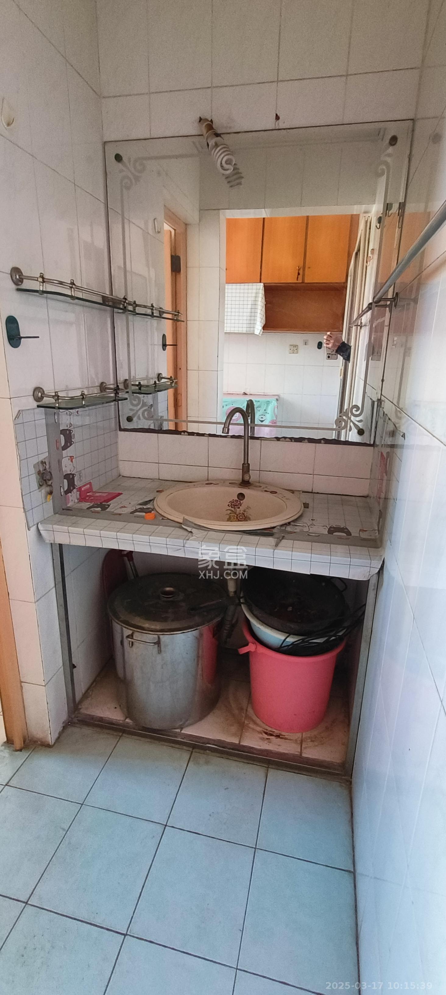 长沙船舶厂宿舍 2室1厅1卫 1600.0元/月 长沙船舶厂宿舍 2室1厅1卫 1600.0元/月室内图