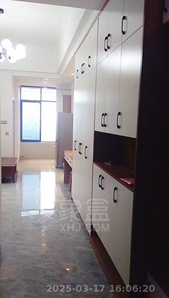 白金汉宫 1室1厅1卫 1200.0元/月 白金汉宫 1室1厅1卫 1200.0元/月室内图