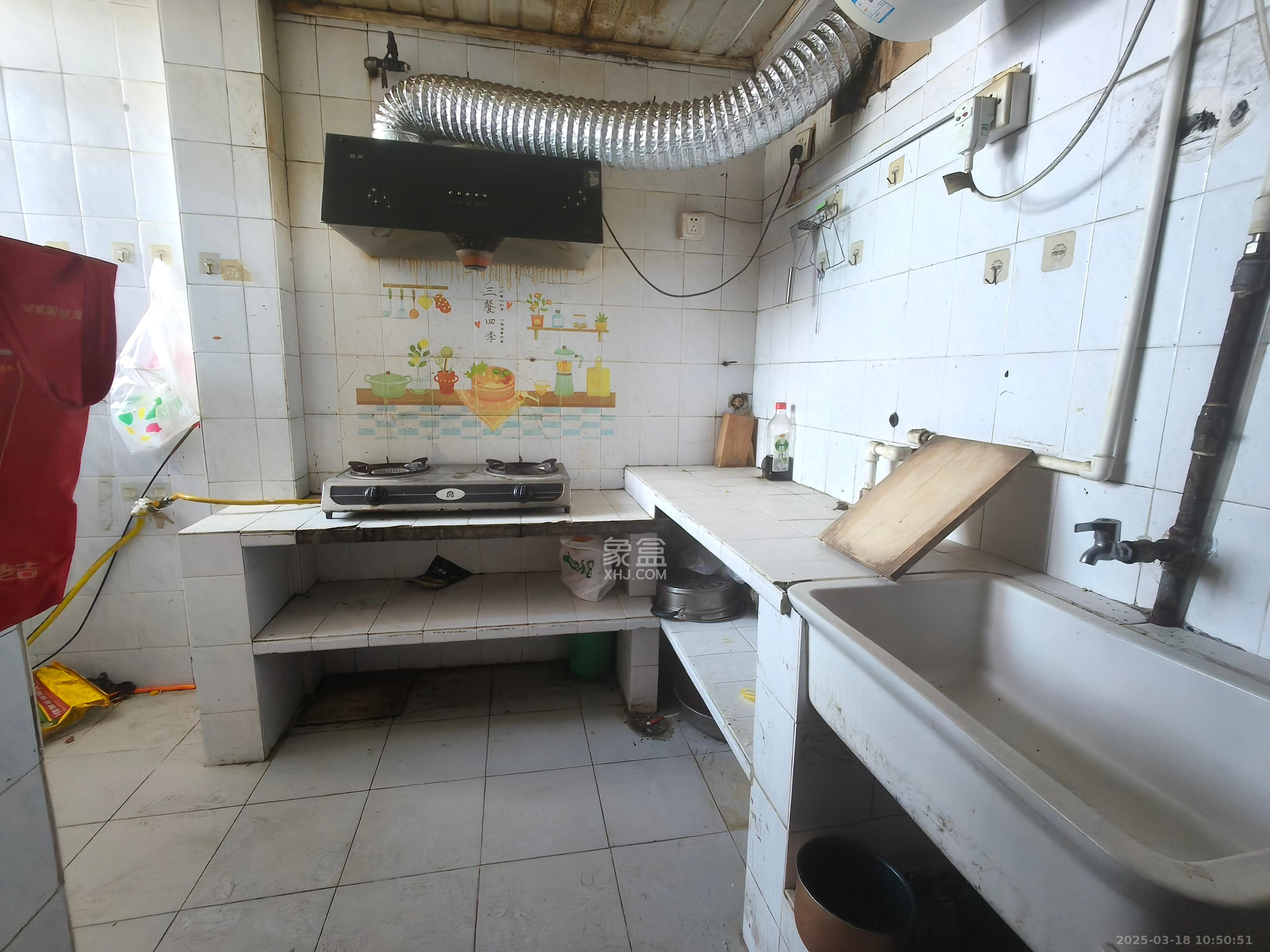 银洲公寓 2室2厅2卫 1400.0元/月 银洲公寓 2室2厅2卫 1400.0元/月室内图