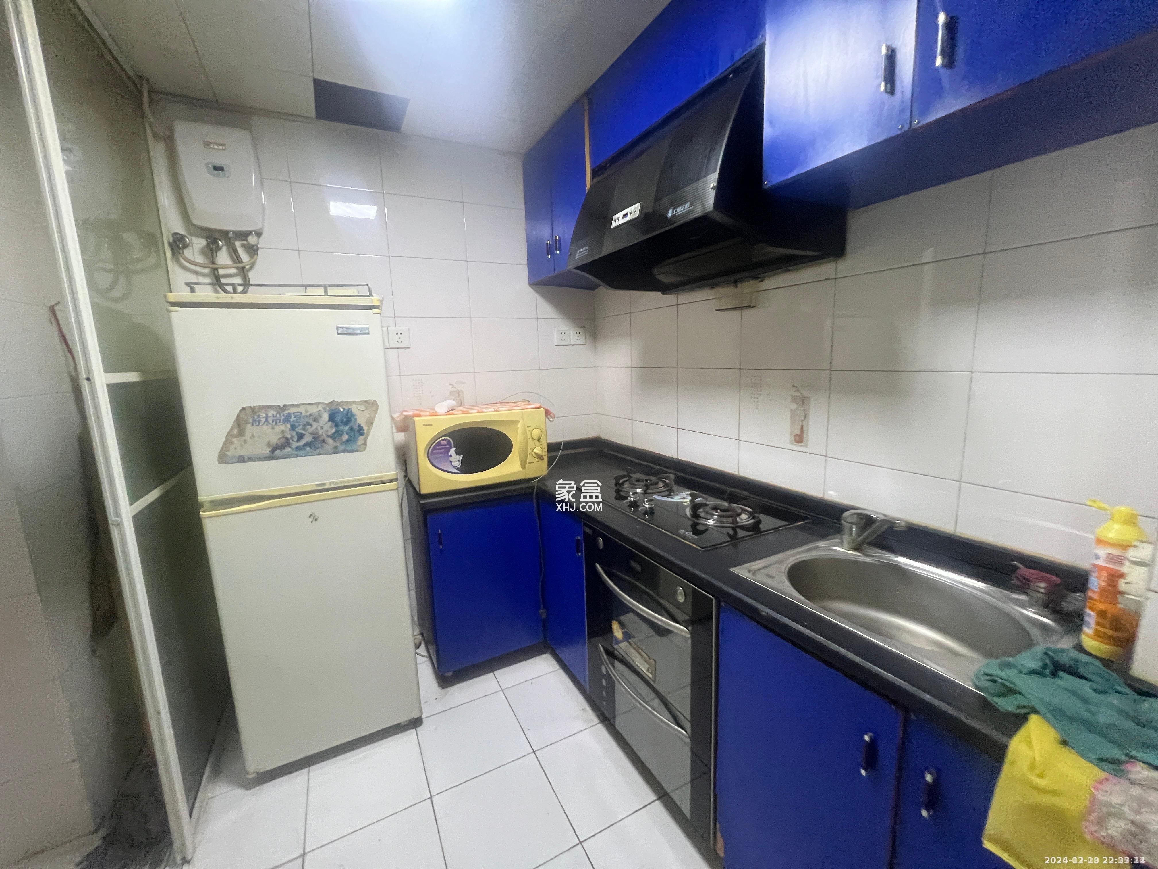 鸿飞大厦 1室1厅1卫 1600.0元/月 鸿飞大厦 1室1厅1卫 1600.0元/月室内图