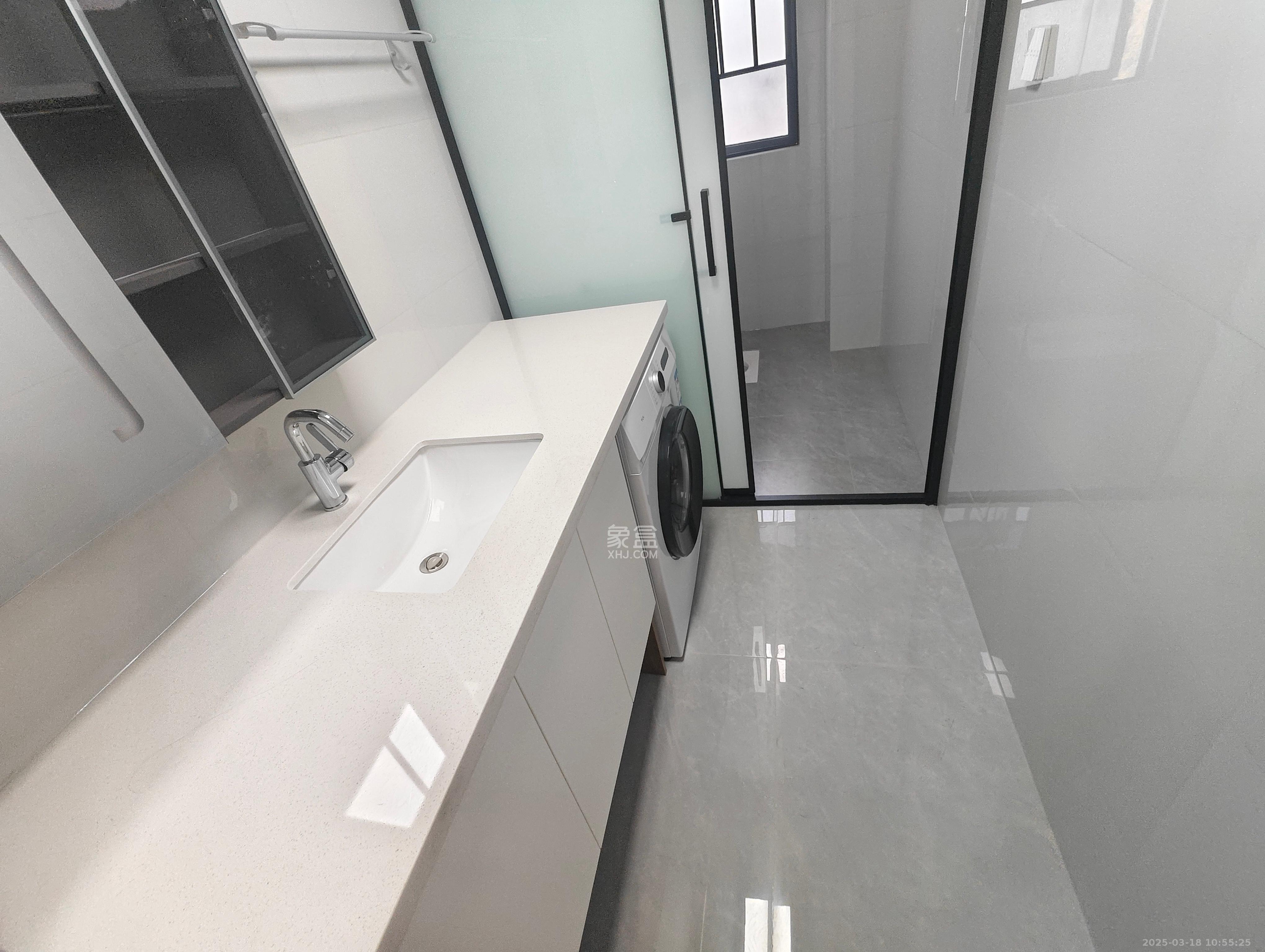 桃花嘉园 3室2厅2卫 2800.0元/月 桃花嘉园 3室2厅2卫 2800.0元/月室内图