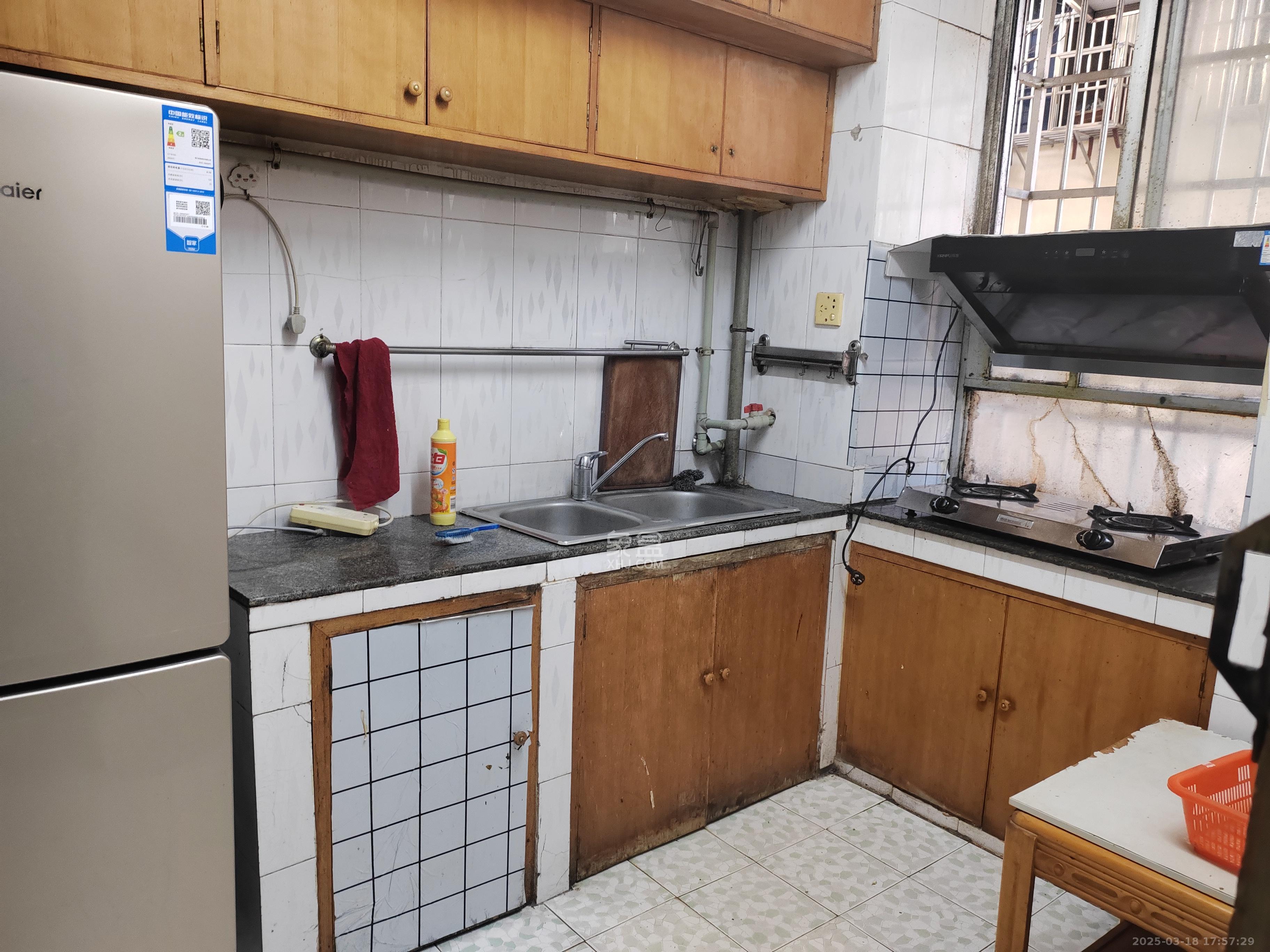 凯乐湘园  3室2厅2卫   3000.00元/月室内图