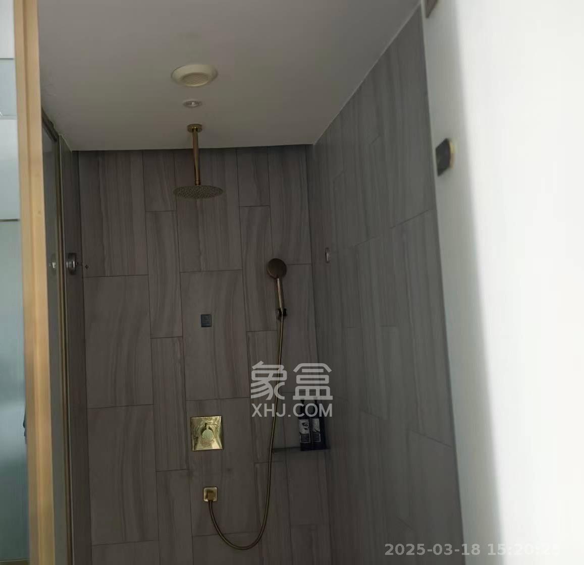 西子湖畔沃府 1室1厅1卫 1900.0元/月 西子湖畔沃府 1室1厅1卫 1900.0元/月室内图