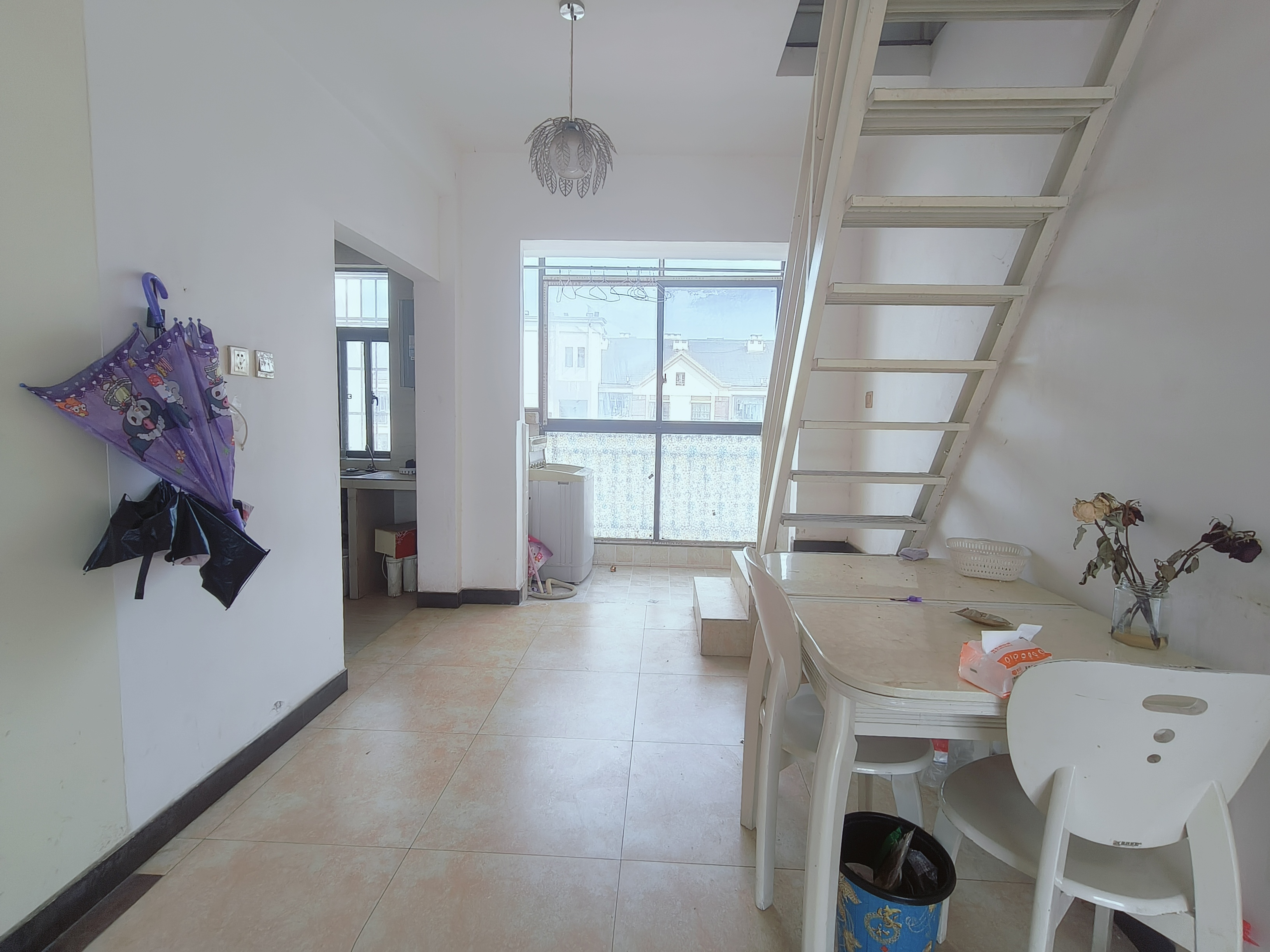 天门壹号  4室2厅2卫    1600.0元/月 天门壹号  4室2厅2卫    1600.0元/月室内图