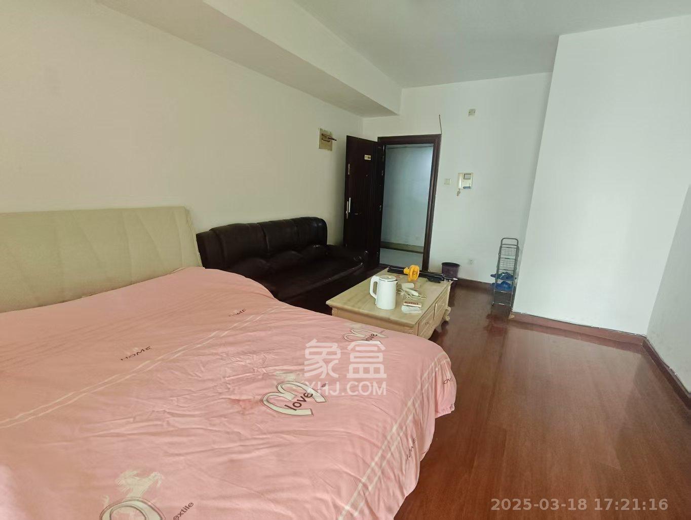 东一国际 1室1厅1卫 2600.0元/月 东一国际 1室1厅1卫 2600.0元/月室内图