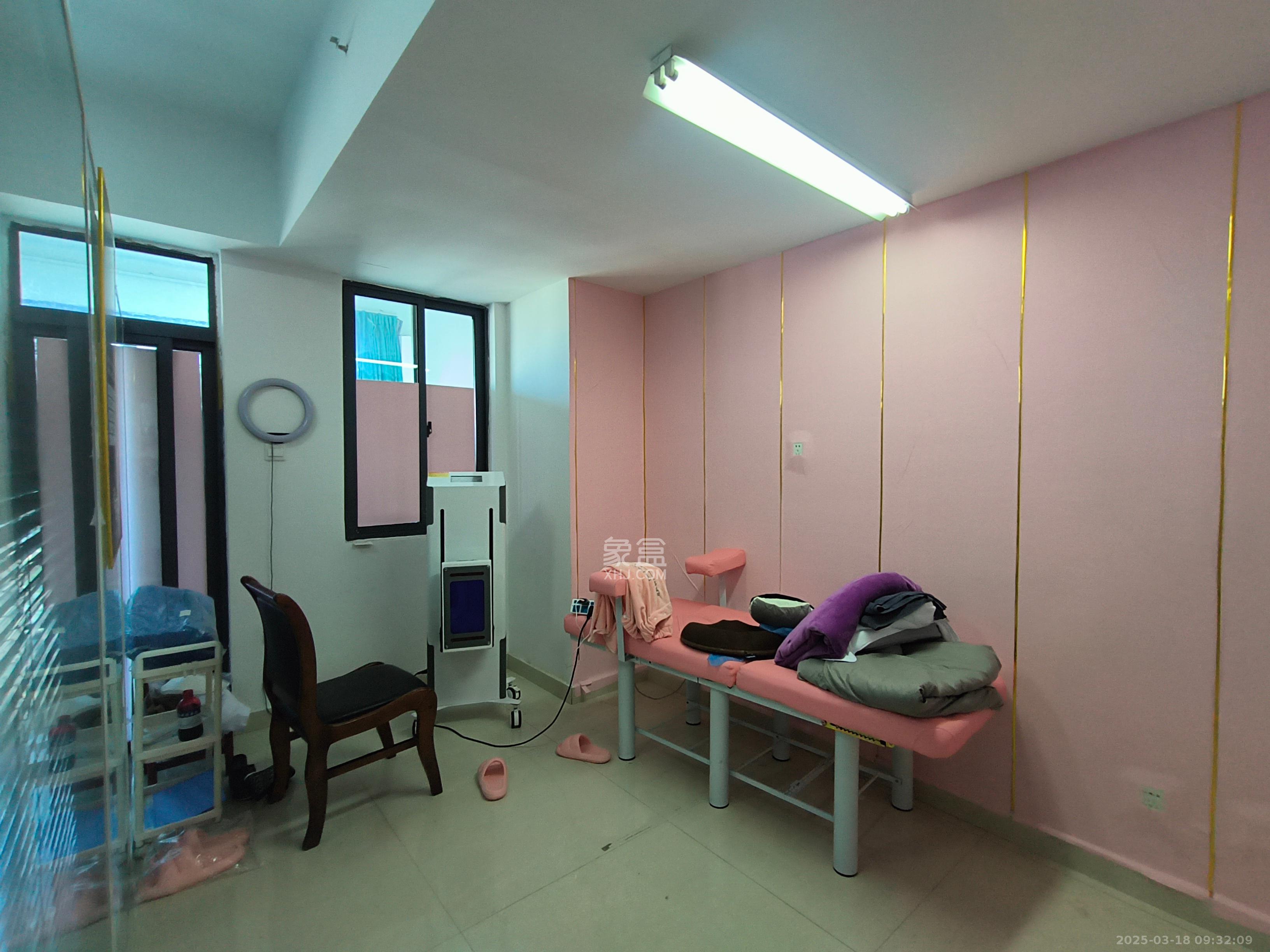 天骄福邸 1室1厅1卫 1800.0元/月 天骄福邸 1室1厅1卫 1800.0元/月室内图