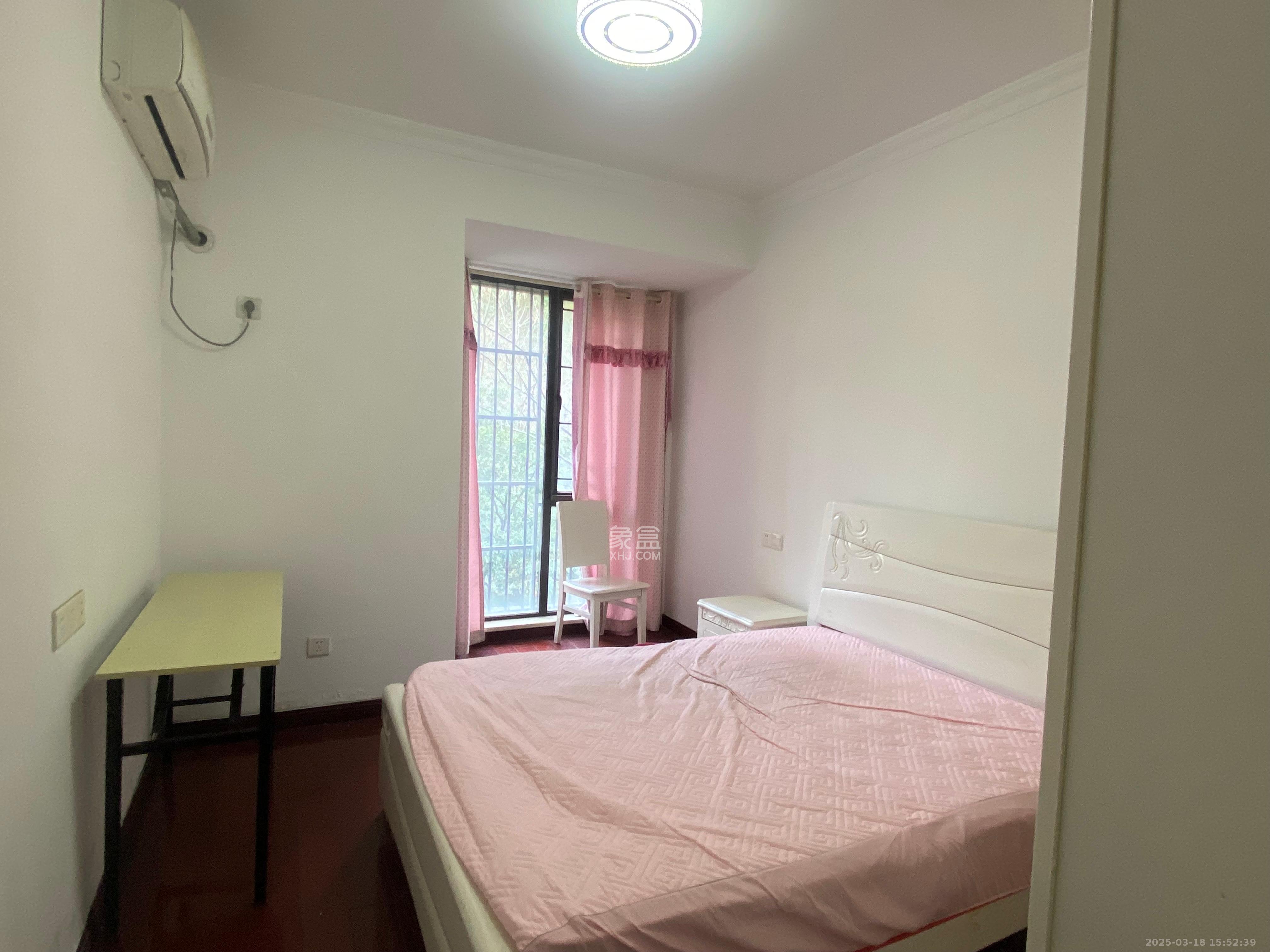 保利麓谷林语F区 4室2厅2卫 3600.0元/月 保利麓谷林语F区 4室2厅2卫 3600.0元/月室内图