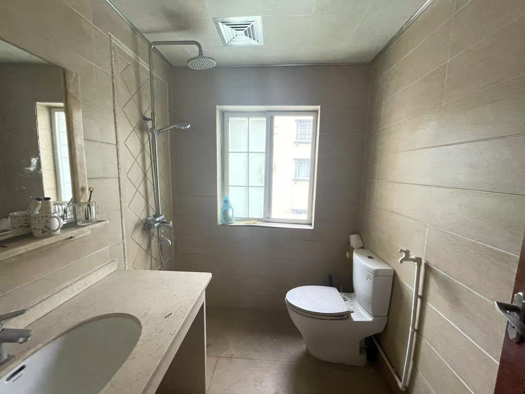 回龙小区 1室0厅0卫 15000.0元/月 回龙小区 1室0厅0卫 15000.0元/月室内图