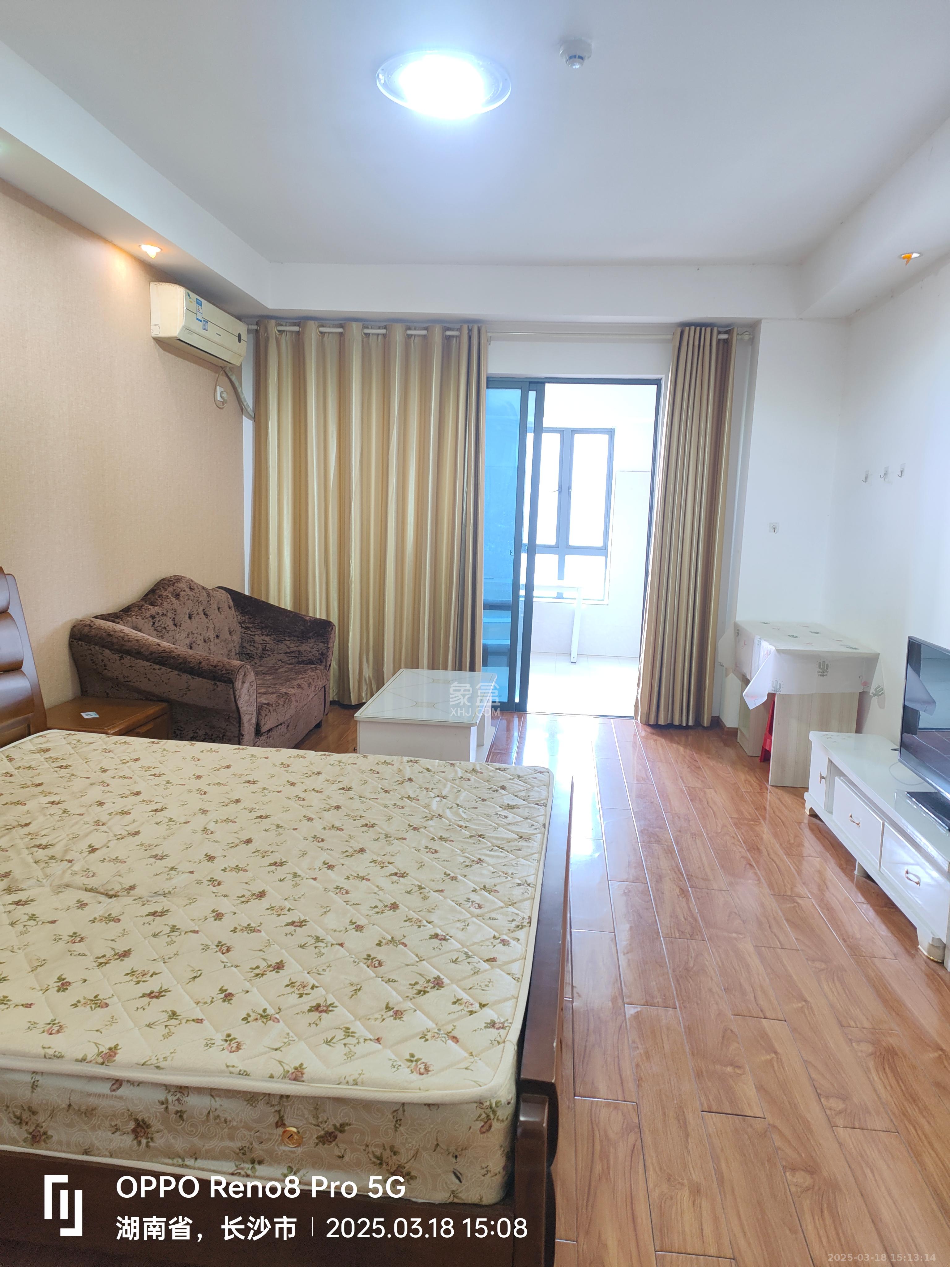 海德公园 1室1厅0卫 1200.0元/月 海德公园 1室1厅0卫 1200.0元/月室内图