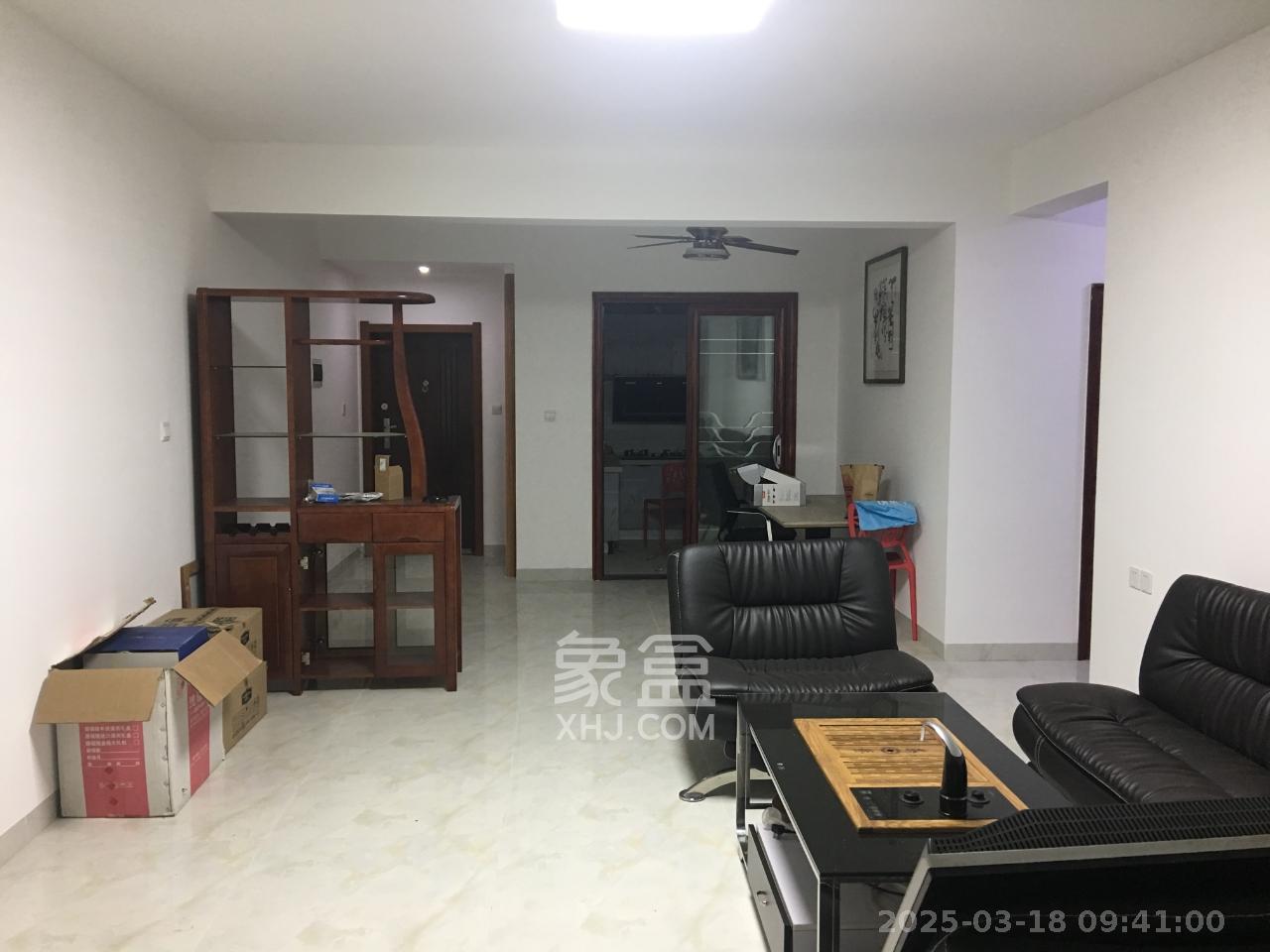 上庭苑 3室2厅2卫 2300.0元/月 上庭苑 3室2厅2卫 2300.0元/月室内图