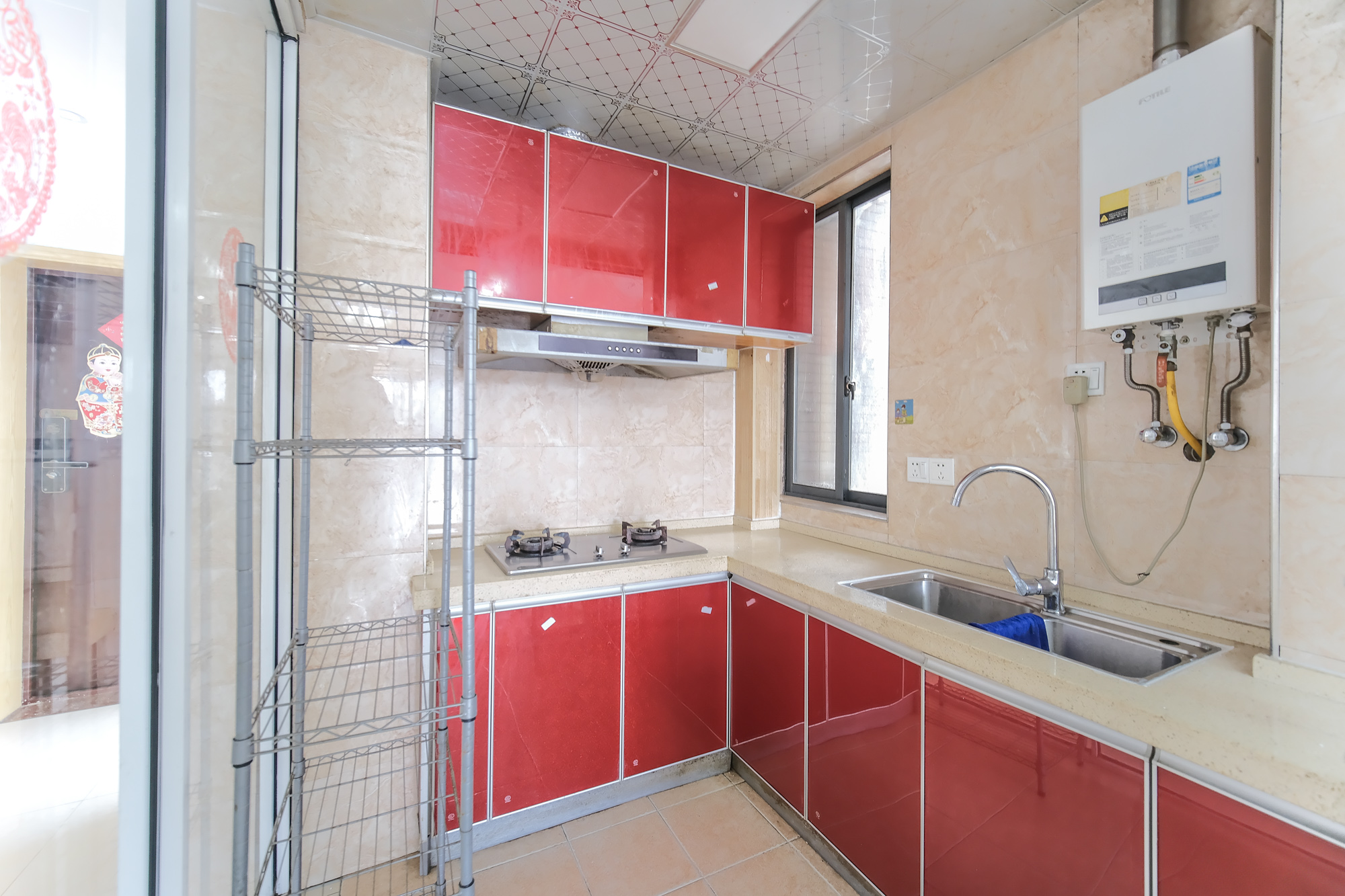 花样年华  3室2厅1卫    56.8万 花样年华  3室2厅1卫    56.8万厨房